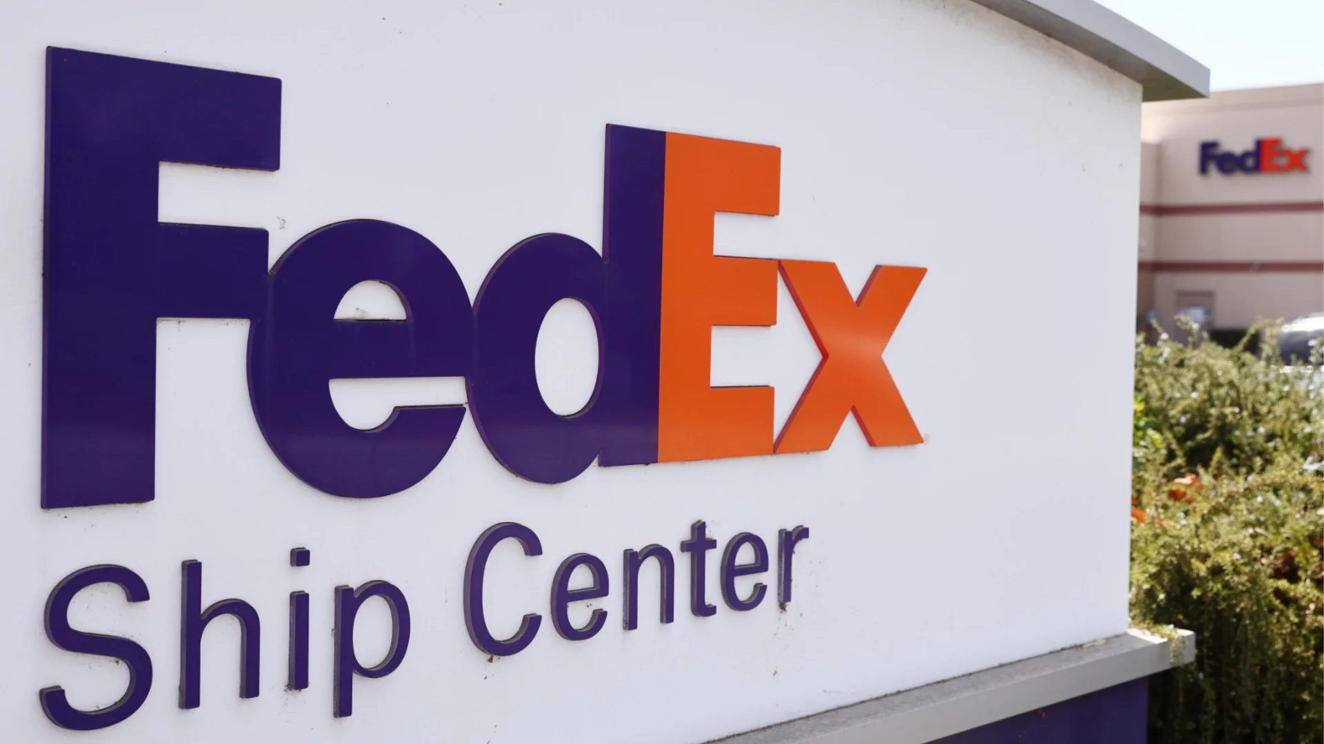 Лоши новини за летището в Солун: И FedEx прекратява дейността си