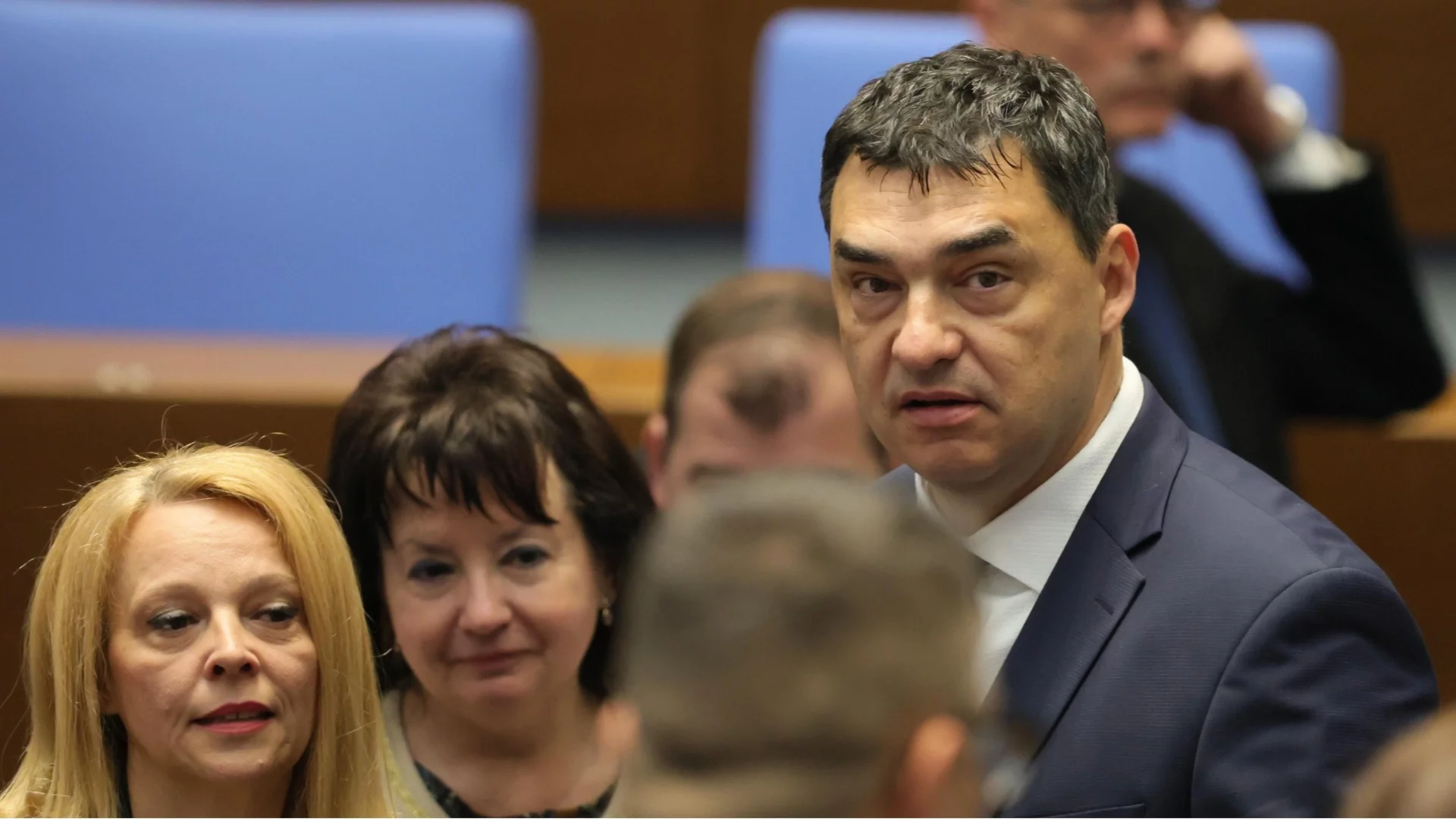 Дългове към НАП, прехвърлени дялове и заличаване на "куха" фирма: Владо Николов на фокус