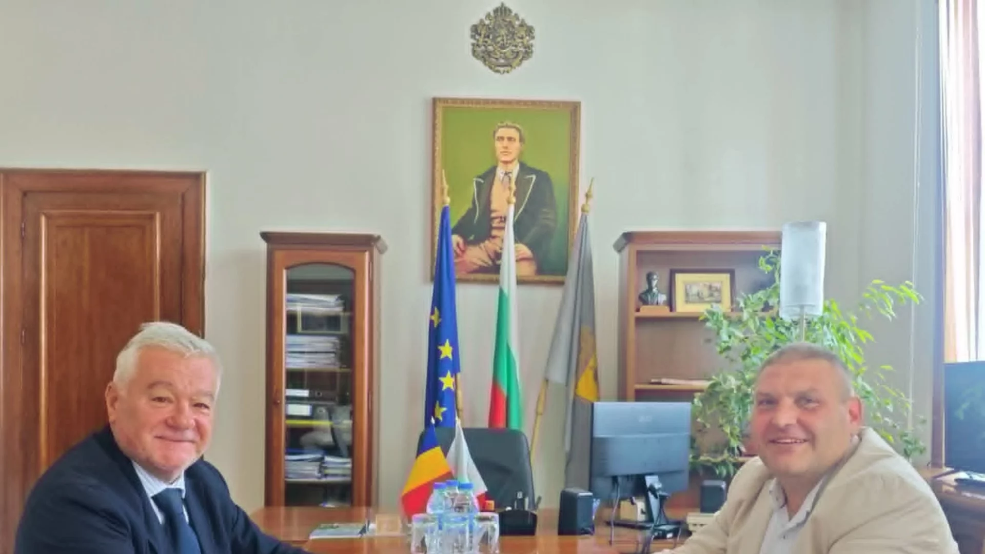 Кметът на Плевен се срещна с консула на Румъния в България Николае-Дан Константин
