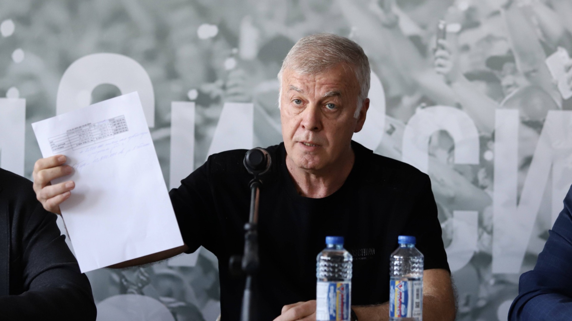 На „Герена“ ще напълнят джобовете: Сираков вдигна шампионската премия в Левски с 50%!
