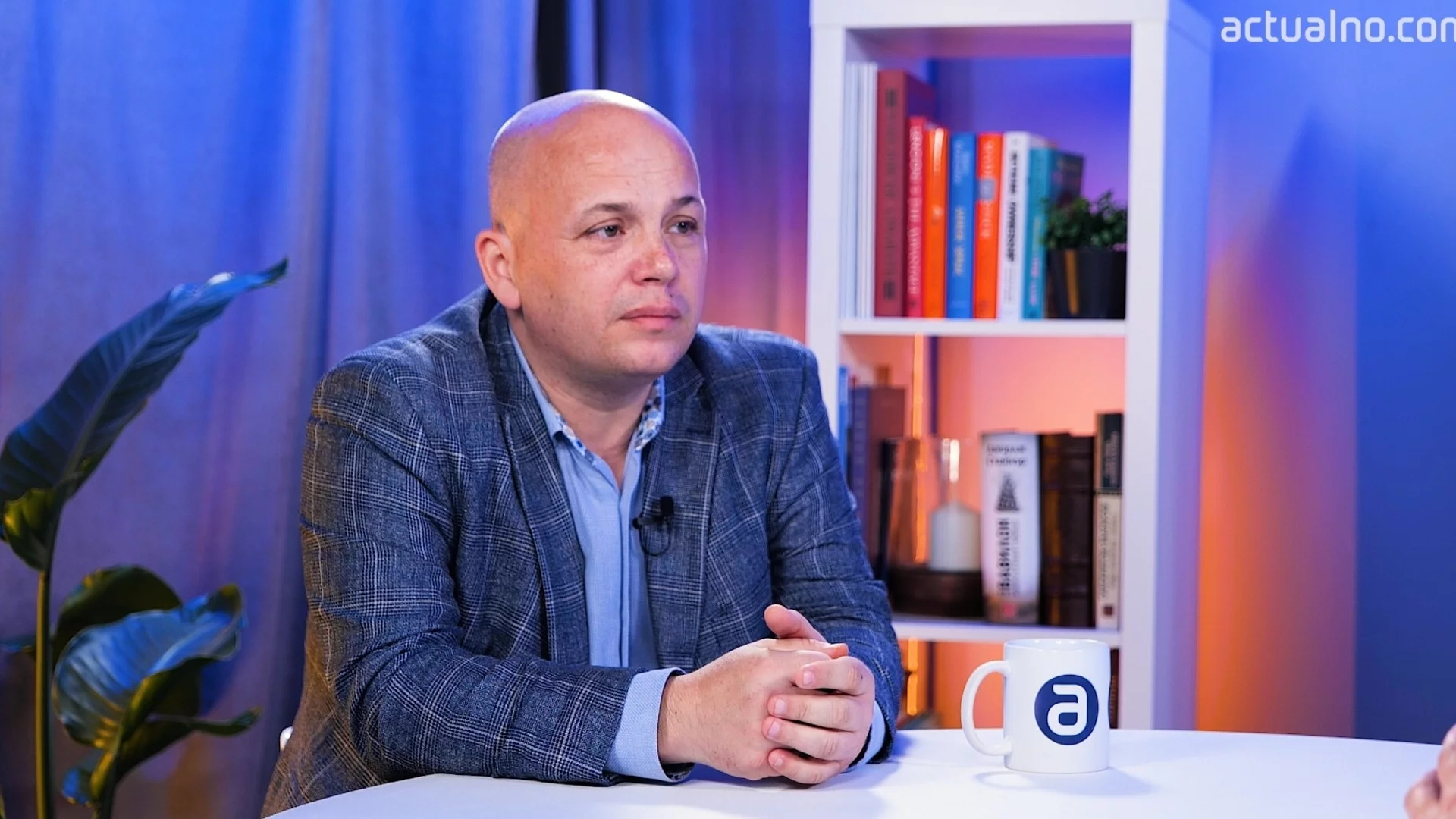 При Радев има и леви, и десни - какъв бюджет тогава? Александър Симов за трите големи теста пред ПБ (ВИДЕО)