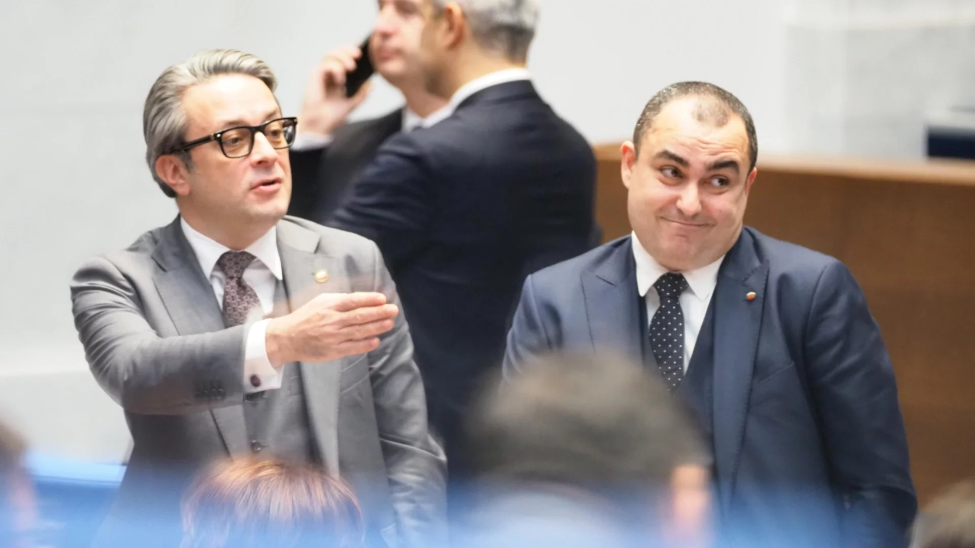 "Парламентът става гумен печат на Радев": ГЕРБ за новите идеи за правилника на депутатите