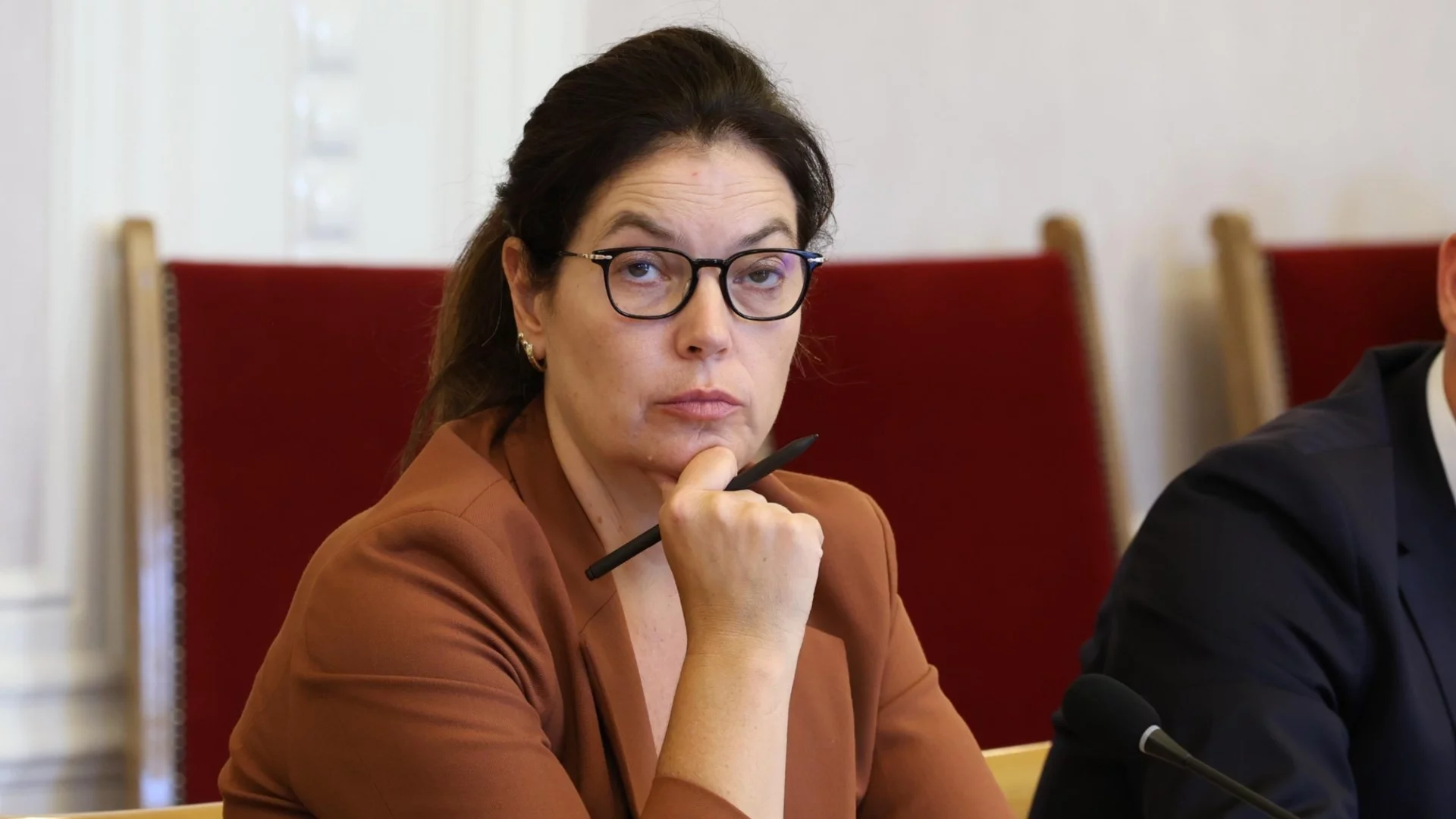 "Почти нищо не е направено": Над 1 милиард евро висят на косъм, заради забавени реформи - данни на енергийния министър