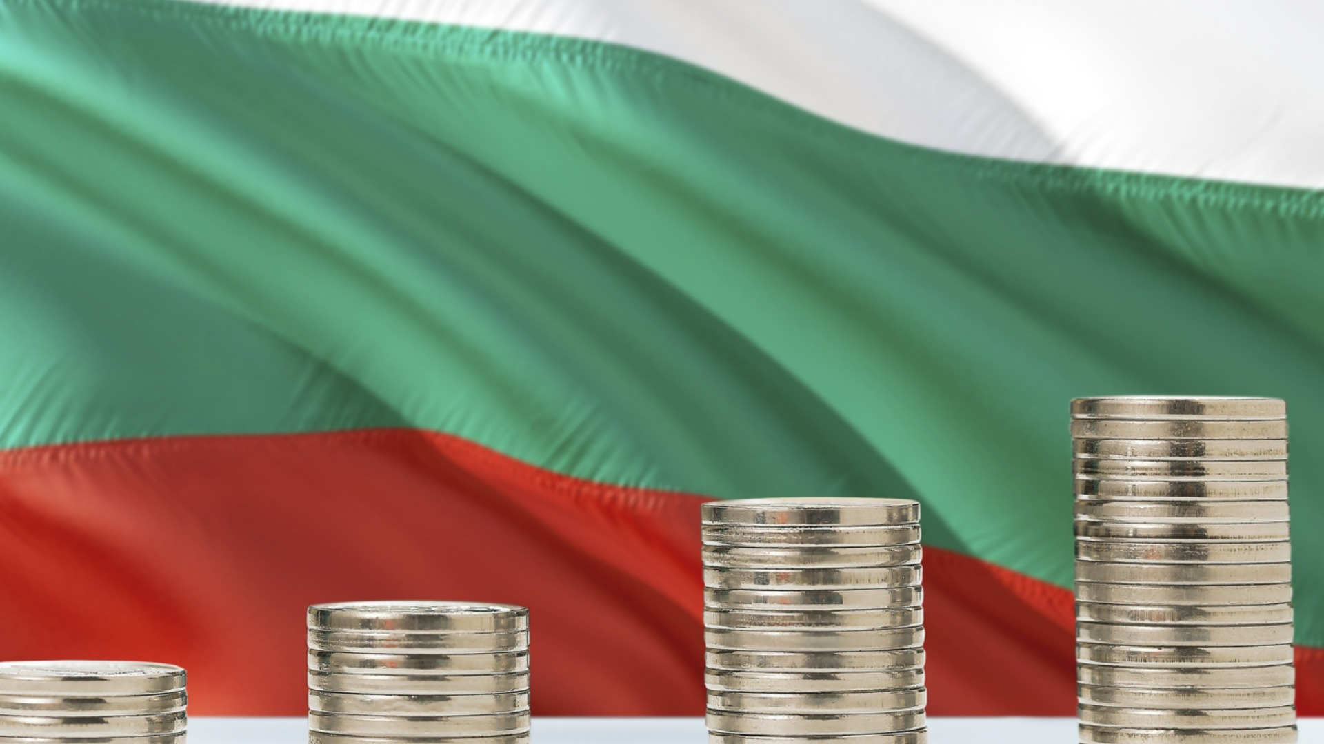 Забавяне на растежа и ускоряване на инфлацията: Прогноза за българската икономика