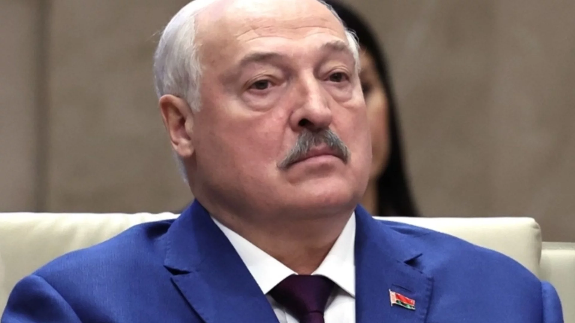 Лукашенко се забърза за среща със Зеленски: Киев готов да посрещне удар от Беларус