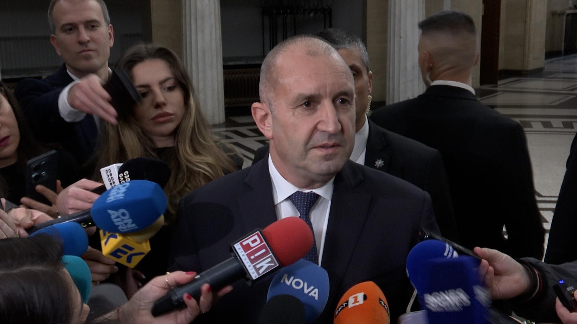 Радев: Притеснява ме стремежът на Европа да постигне конвенционална победа над най-голямата ядрена сила
