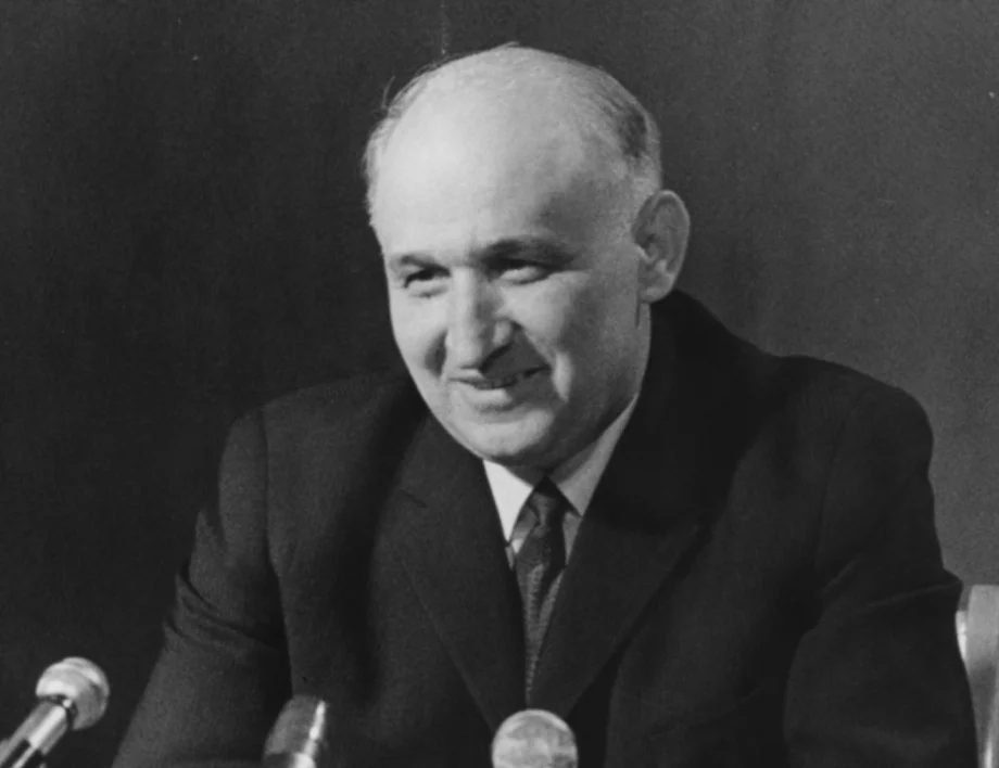 (Не)надминатата минало-македонска идентичност под сенките на Хрушчов, Тодор Живков и Йосип Броз: Част 1