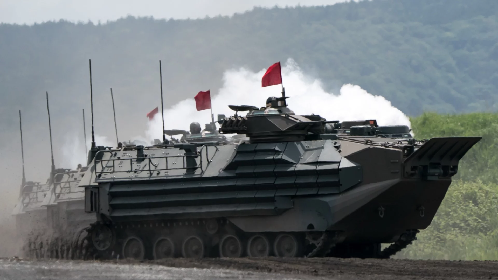 Най-опасната ескалация след Студената война: Япония спешно премества войски към руската граница (ВИДЕО)