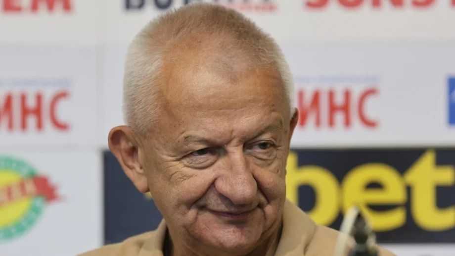 Локомотив "дерайлира" малко преди Лигата на конференциите: Остава ли Душан Косич начело на тима?