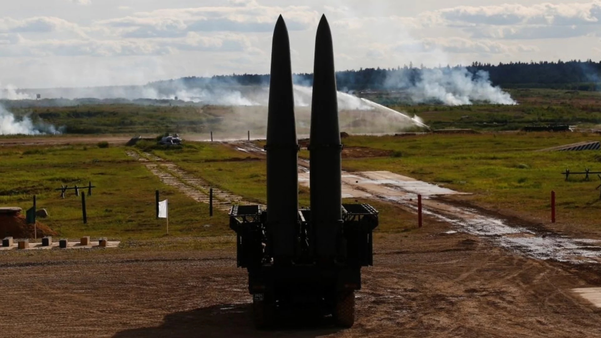Новите руски "жертви" на украинските дронове: Два специализирани военни самолета и ПВО "Искандер" (ВИДЕО)