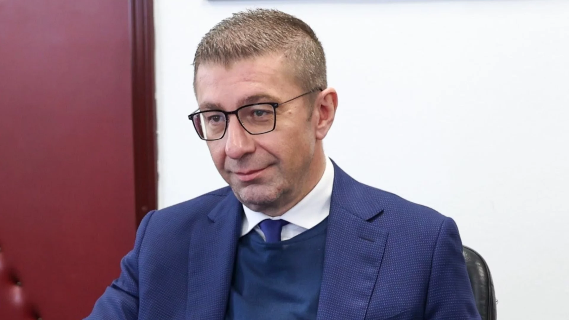 Референдум за българите: Опозицията в Скопие продължава да притиска Мицкоски