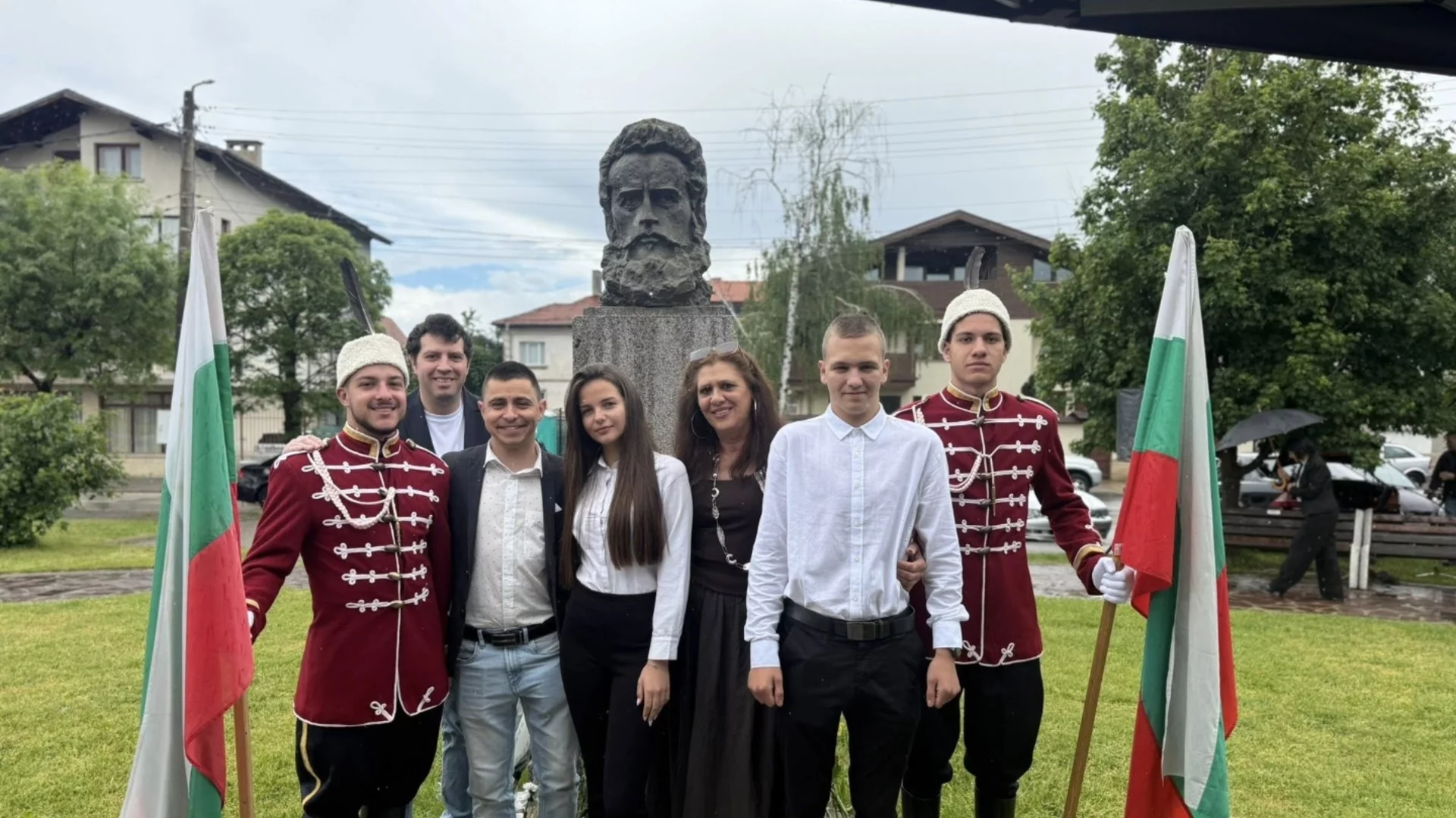 Самоков почете Деня на Ботев