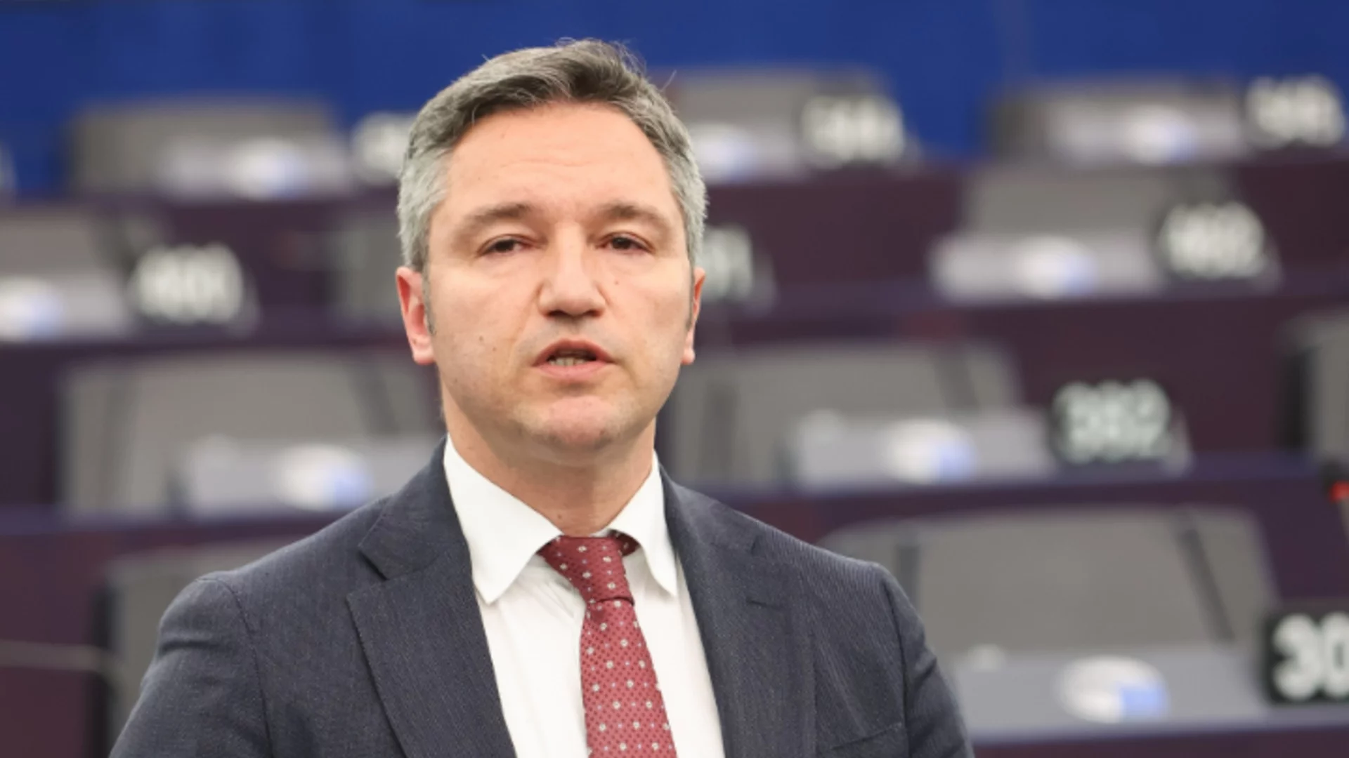 Вигенин: Да опростим правилата не само за бизнеса, а и за хората