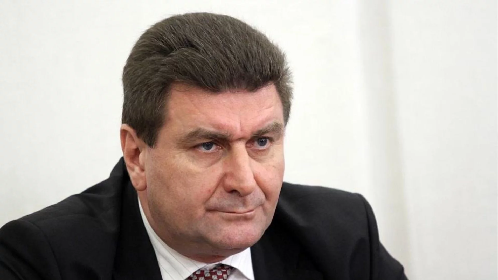 "Всичко е законно": Валентин Златев отговори на обвиненията за руския имот