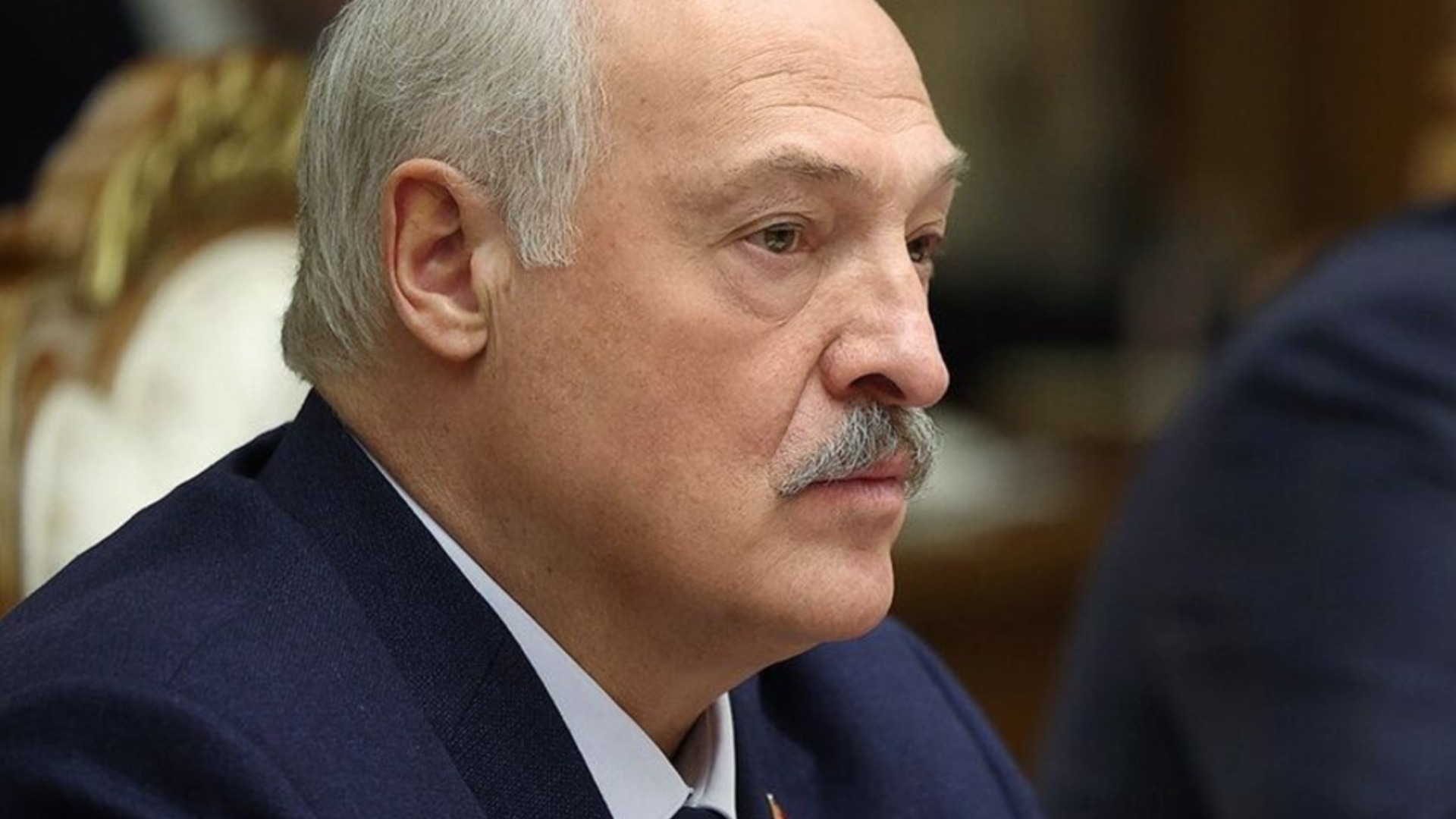 От офиса на Зеленски се обърнаха към Лукашенко: Искаш ли да доживееш до пенсия?