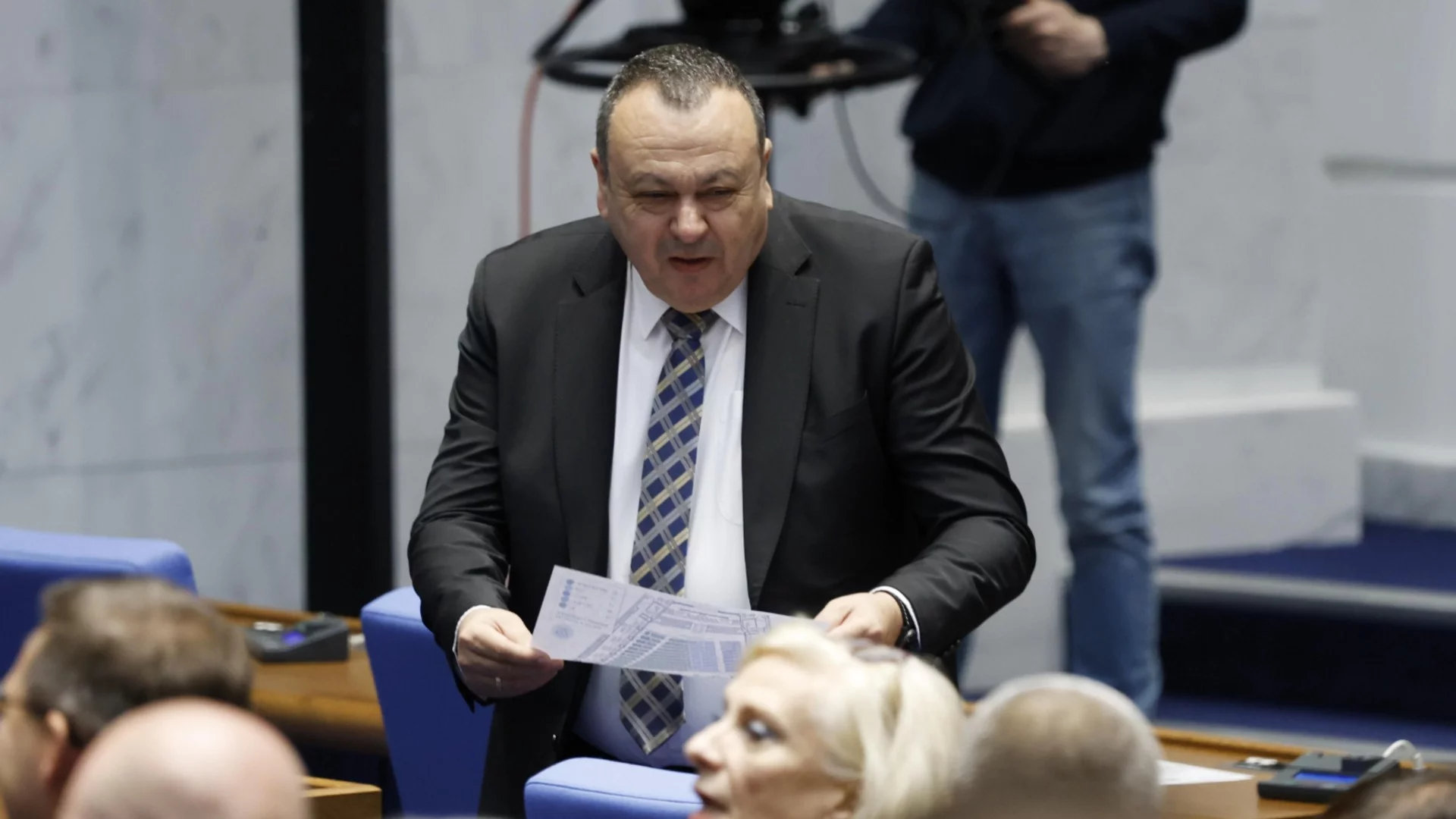 След ДБ: ДПС поискаха оставката на ръководството на НЗОК (ВИДЕО)