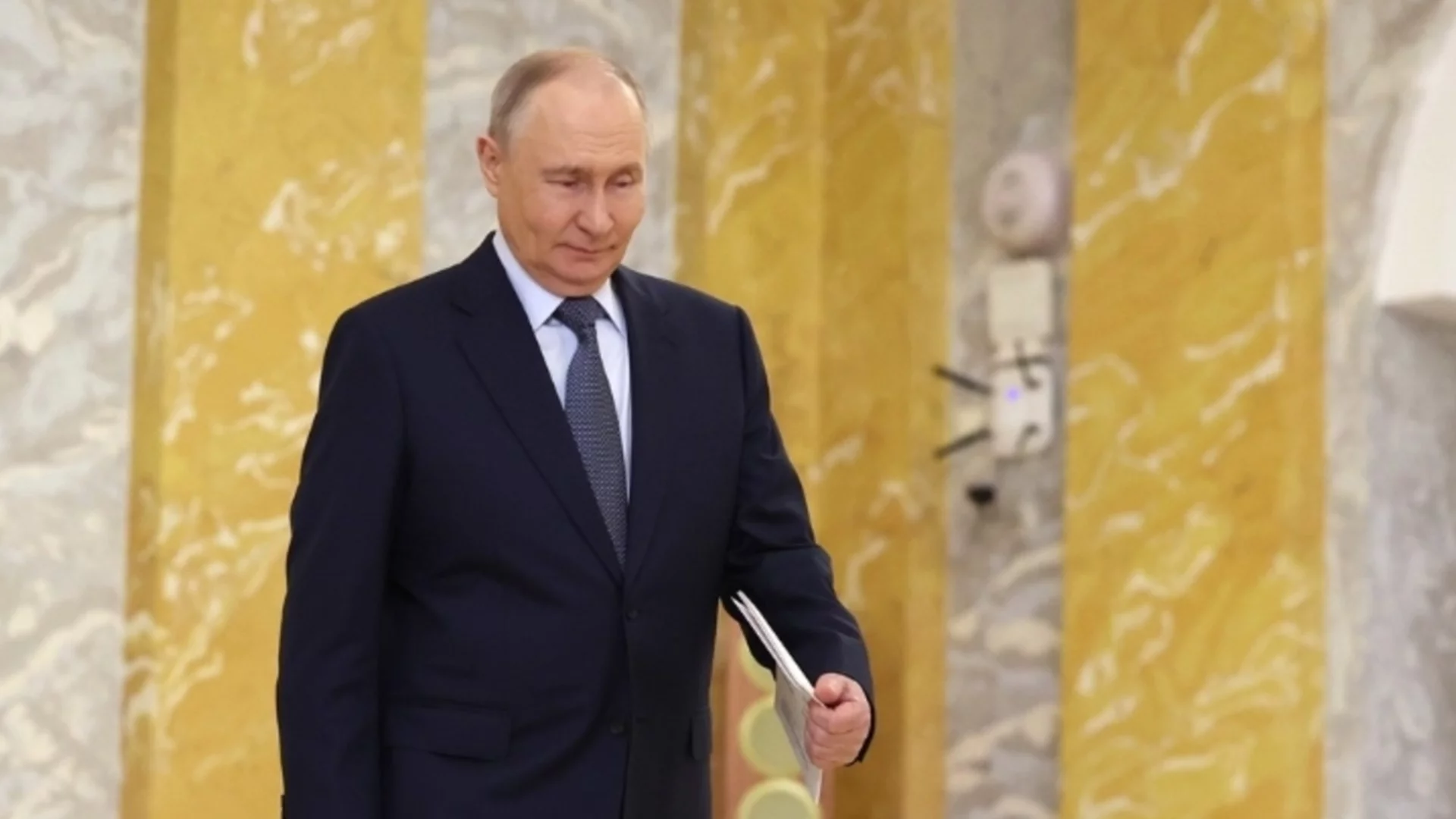 Пълно унижение за Путин: На Петербургския форум главна тема стана писмото на Зеленски