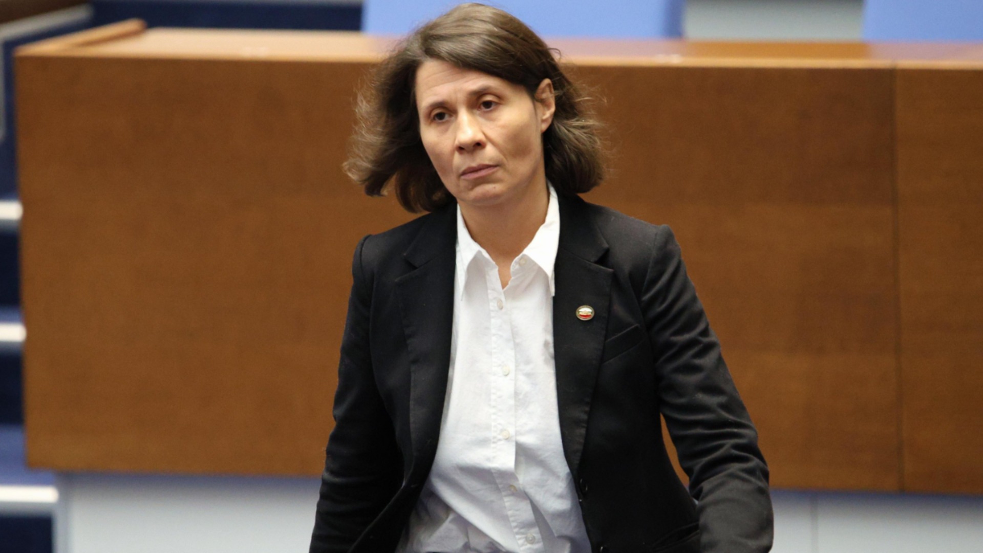 Назаден: След скандала с джендър пропагандата ДБ о