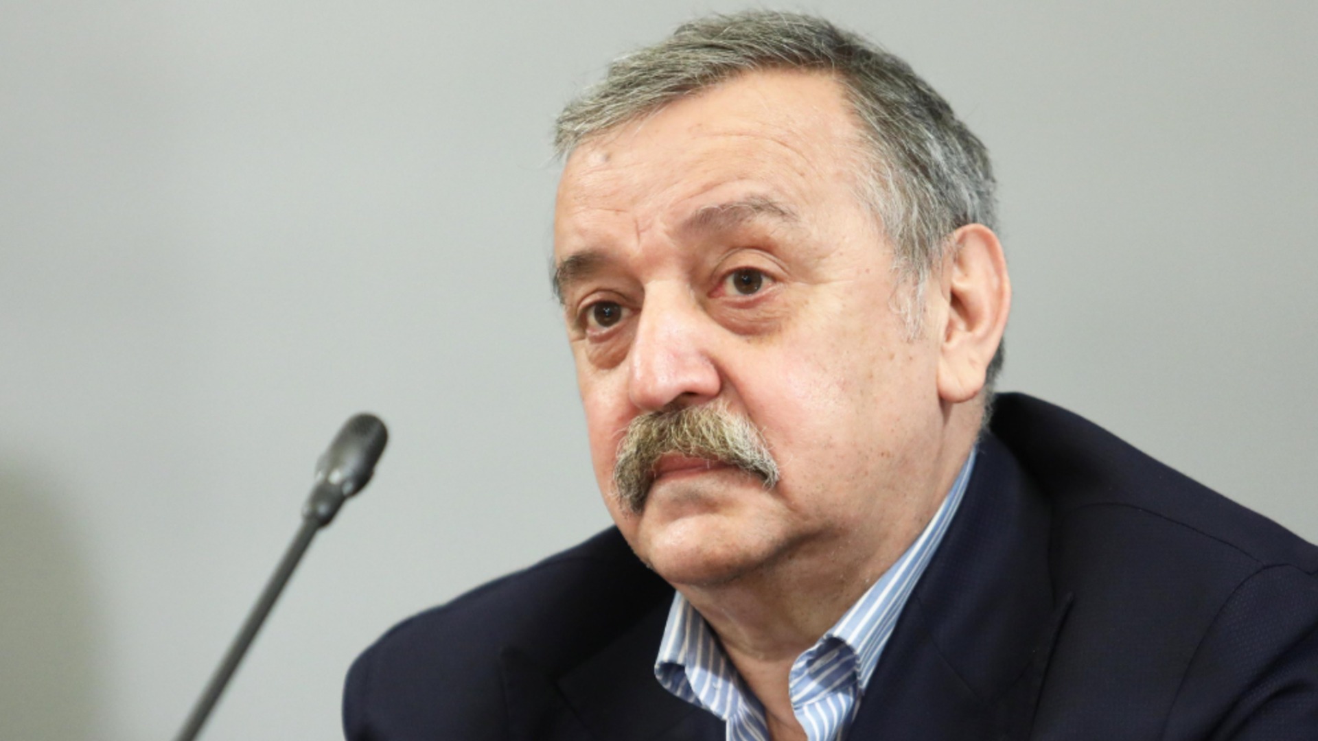 За вирусите, кърлежите и кога хапят "българските" комари: Пр