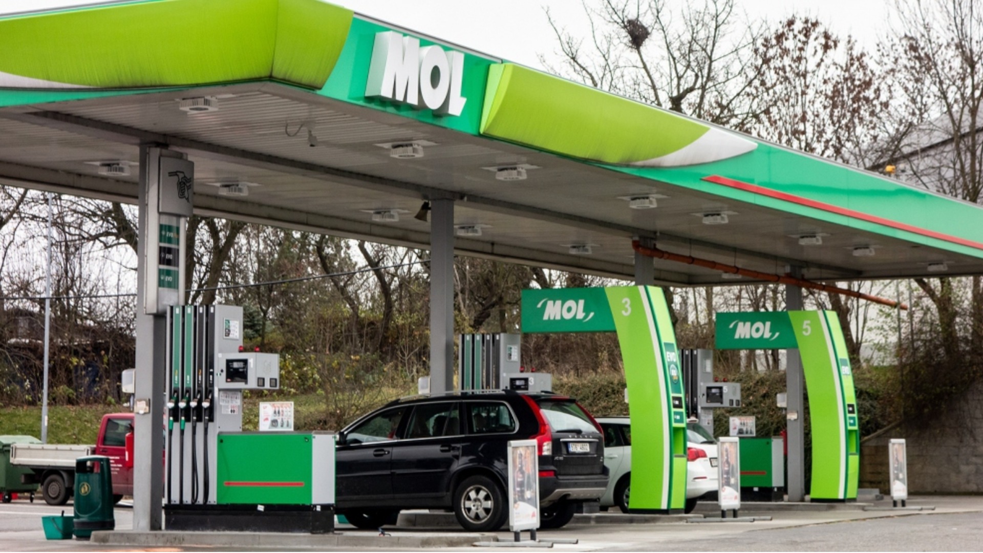 САЩ дадоха още време на унгарската MOL за сделка с