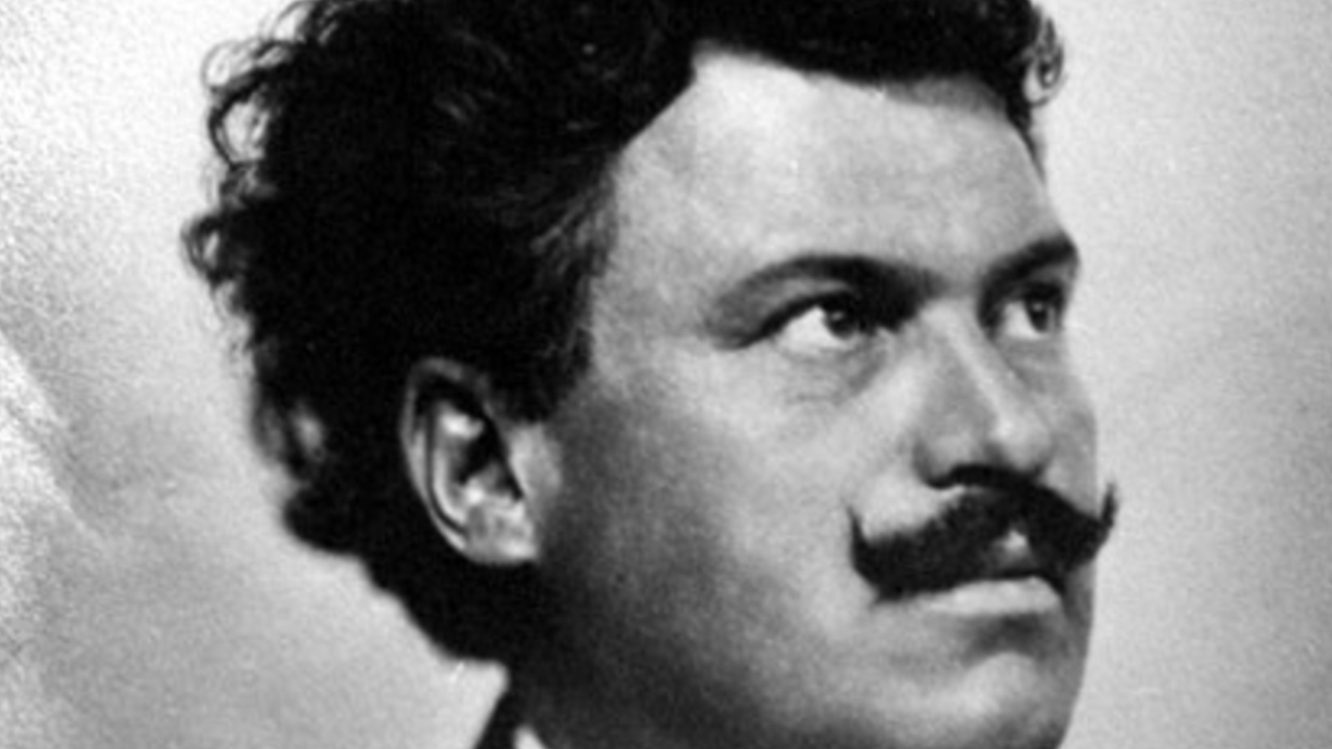9 юни в историята: България осъмва с ново правителство. Извъ