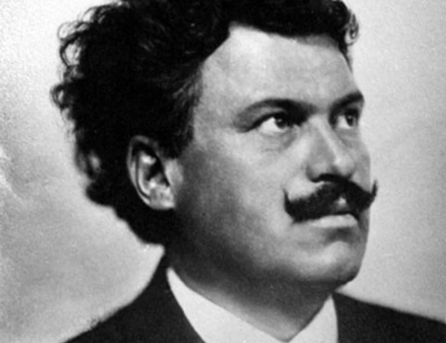 9 юни в историята: България осъмва с ново правителство. Извършен е Деветоюнският преврат