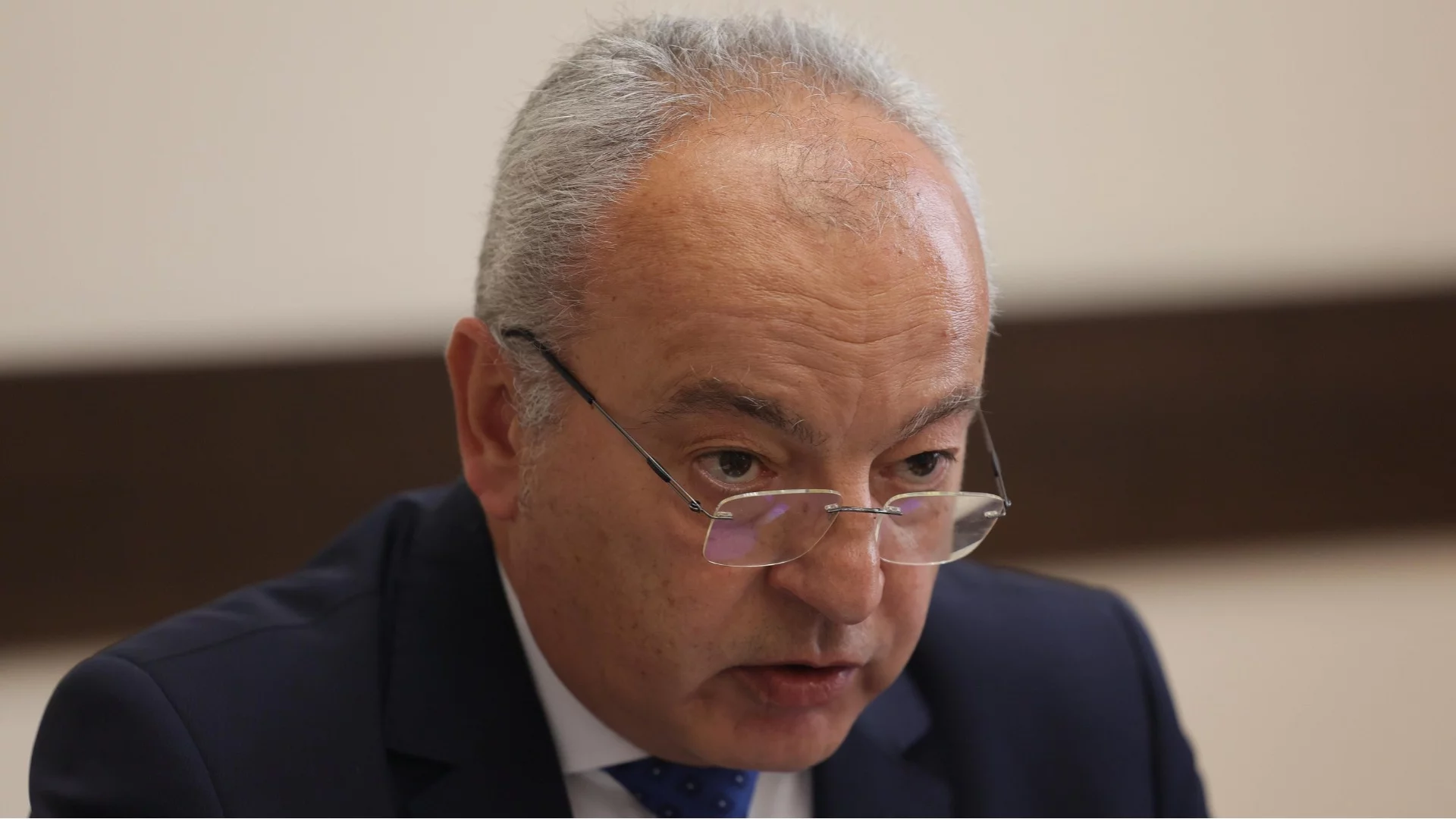 Празен чек за 3,8 млрд. евро: Управляващите вдигнаха тавана на външния дълг