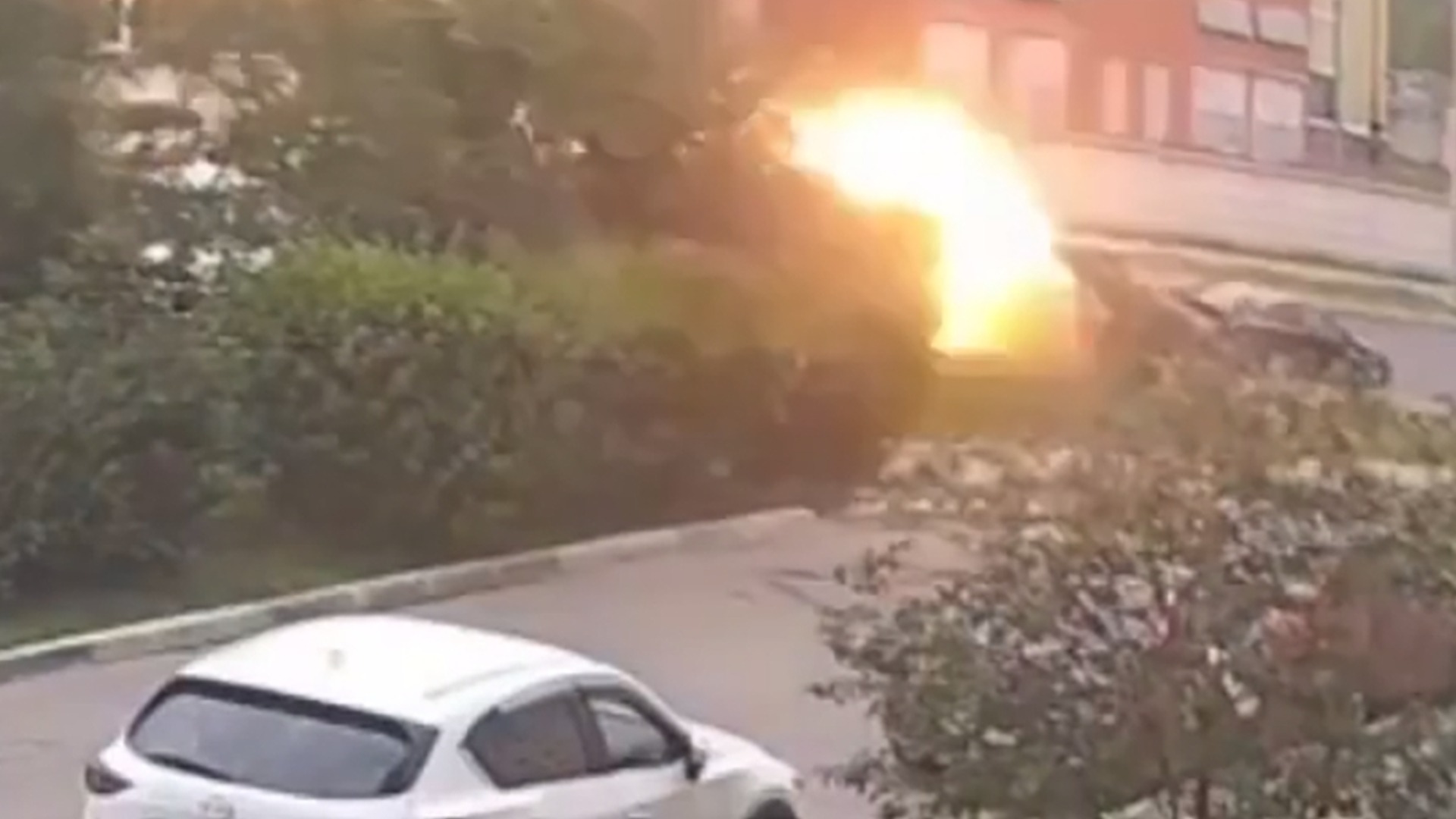Нов взрив на кола в руски военен квартал в Подмосковието и ж