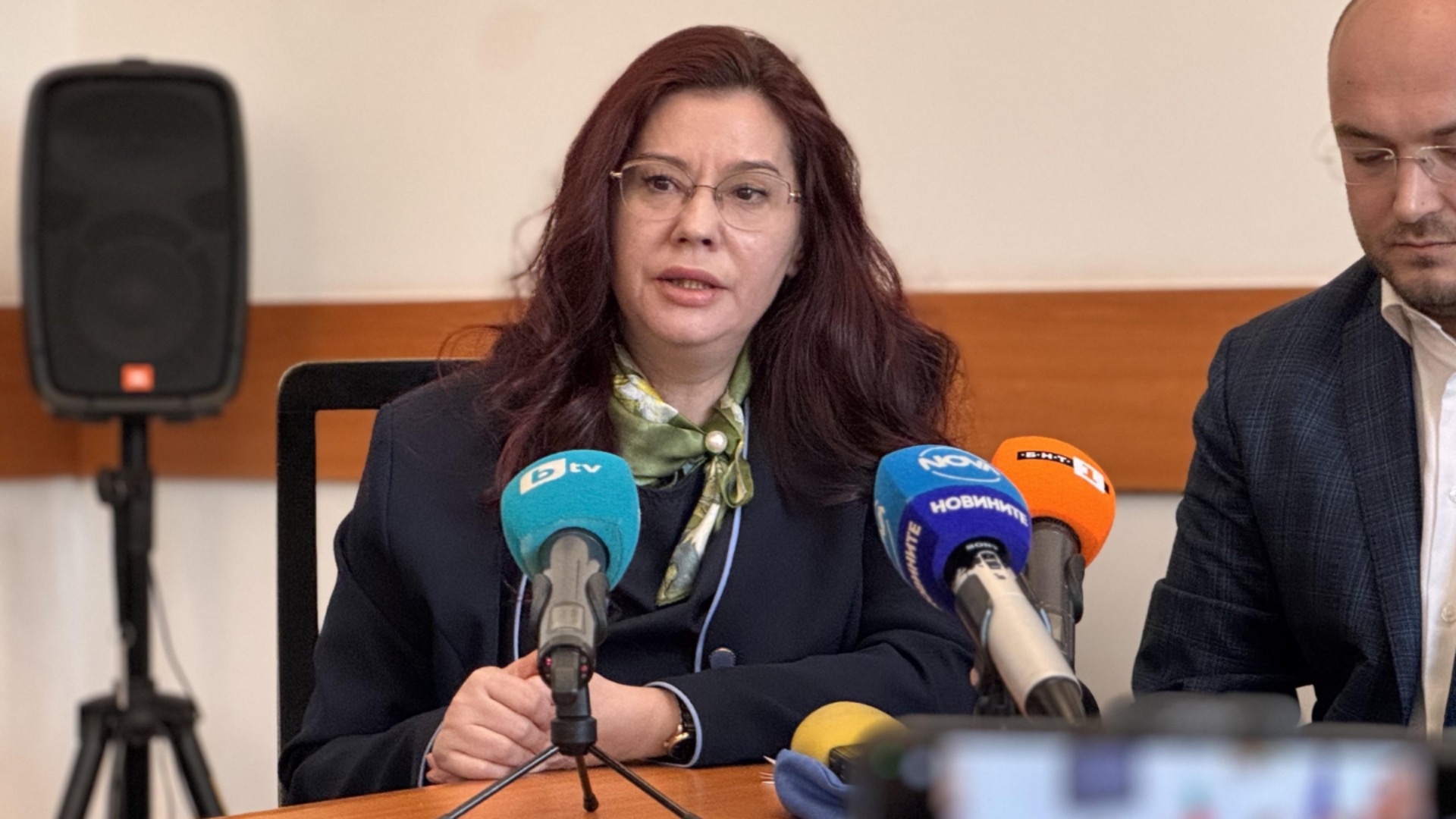 "Да носи отговорност": Здравният министър каза защ