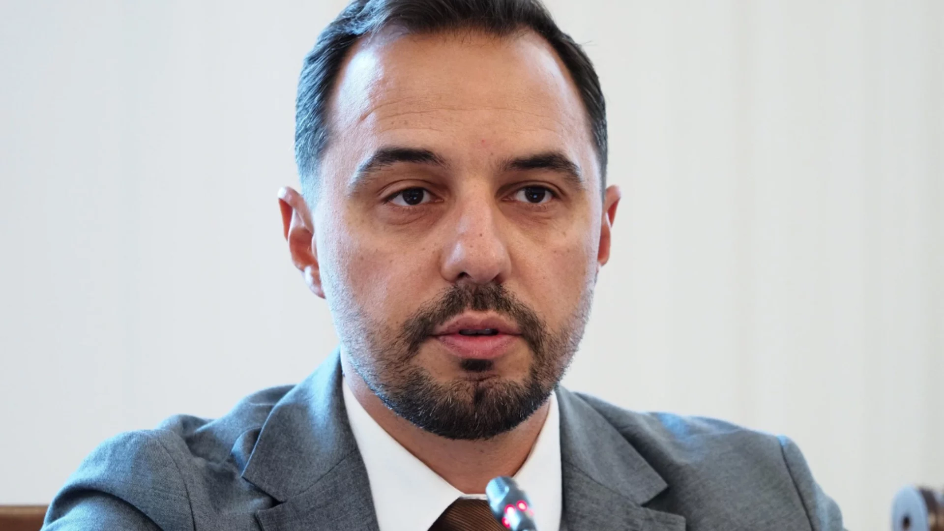 Вредят на военнопромишления комплекс: ПП за решението за оръжията за Украйна (ВИДЕО)