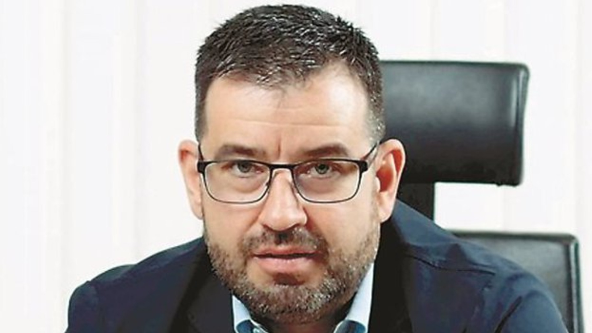 И подуправителят на НЗОК подаде оставка