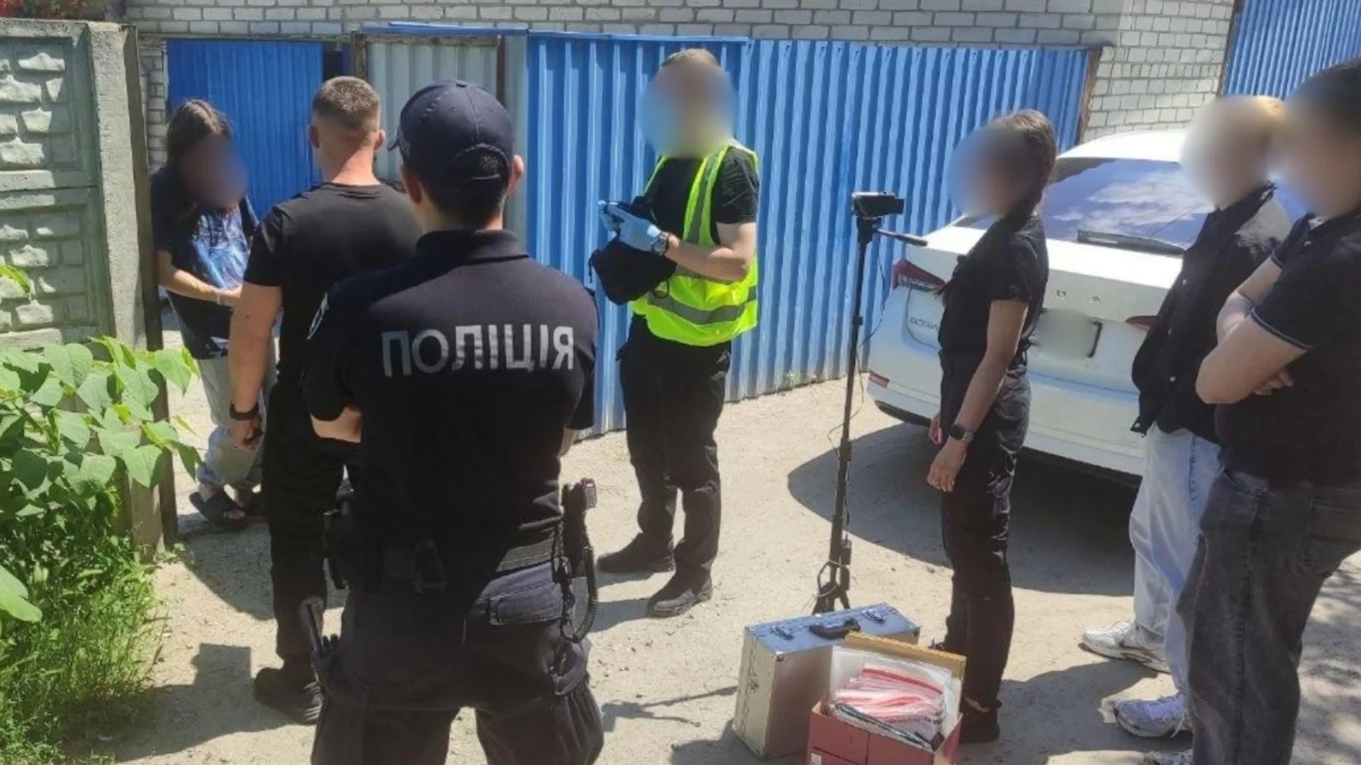 Отровен подарък от "момиче": Разкриха руска схема за убийството на украински морски пехотинец (СНИМКИ)