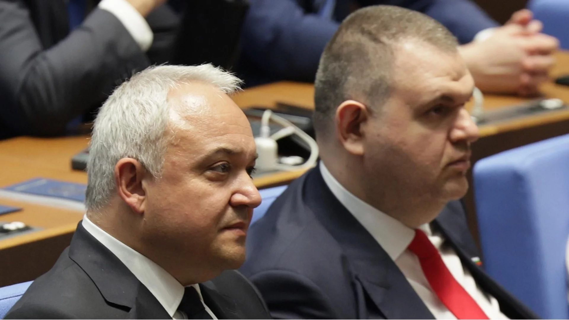 Проверяваме имуществото на Пеевски, обяви Демерджиев