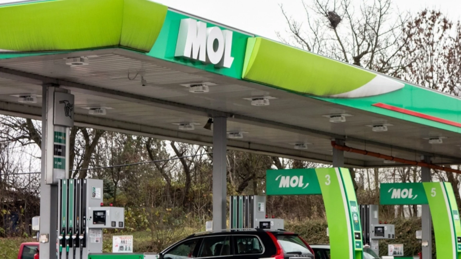 Сърбия се договори за НИС с унгарската MOL: Крайната дума е на САЩ 