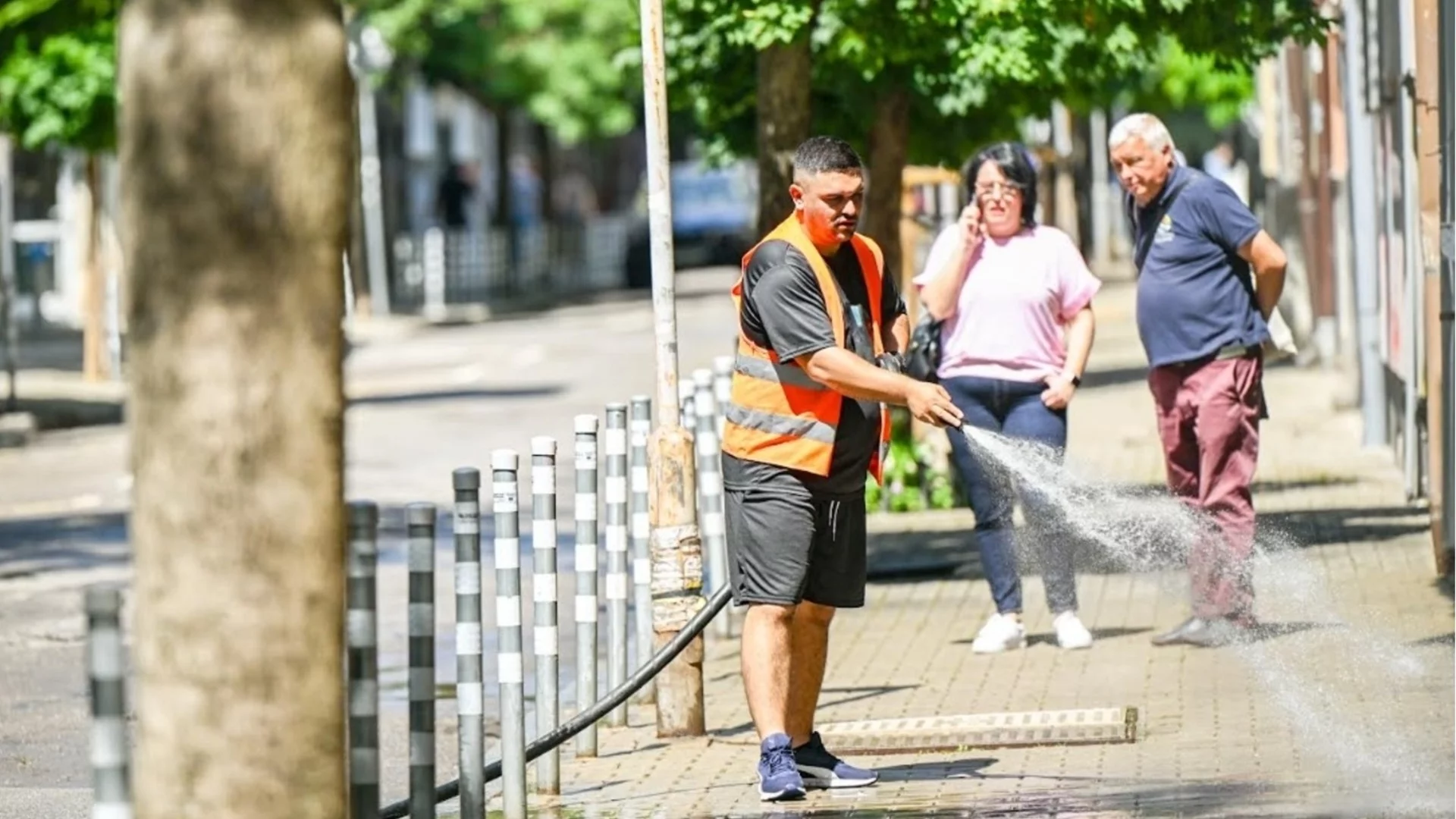 Започва мащабно миене на улиците в район "Възраждане"