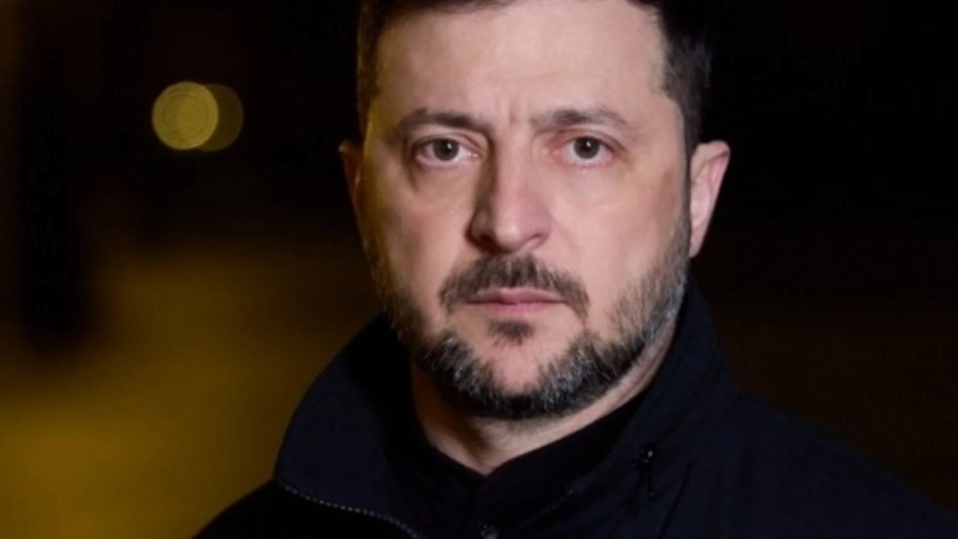 Почти 6000 евро на фронта: Зеленски вдига заплатите на военните и набира чужди доброволци