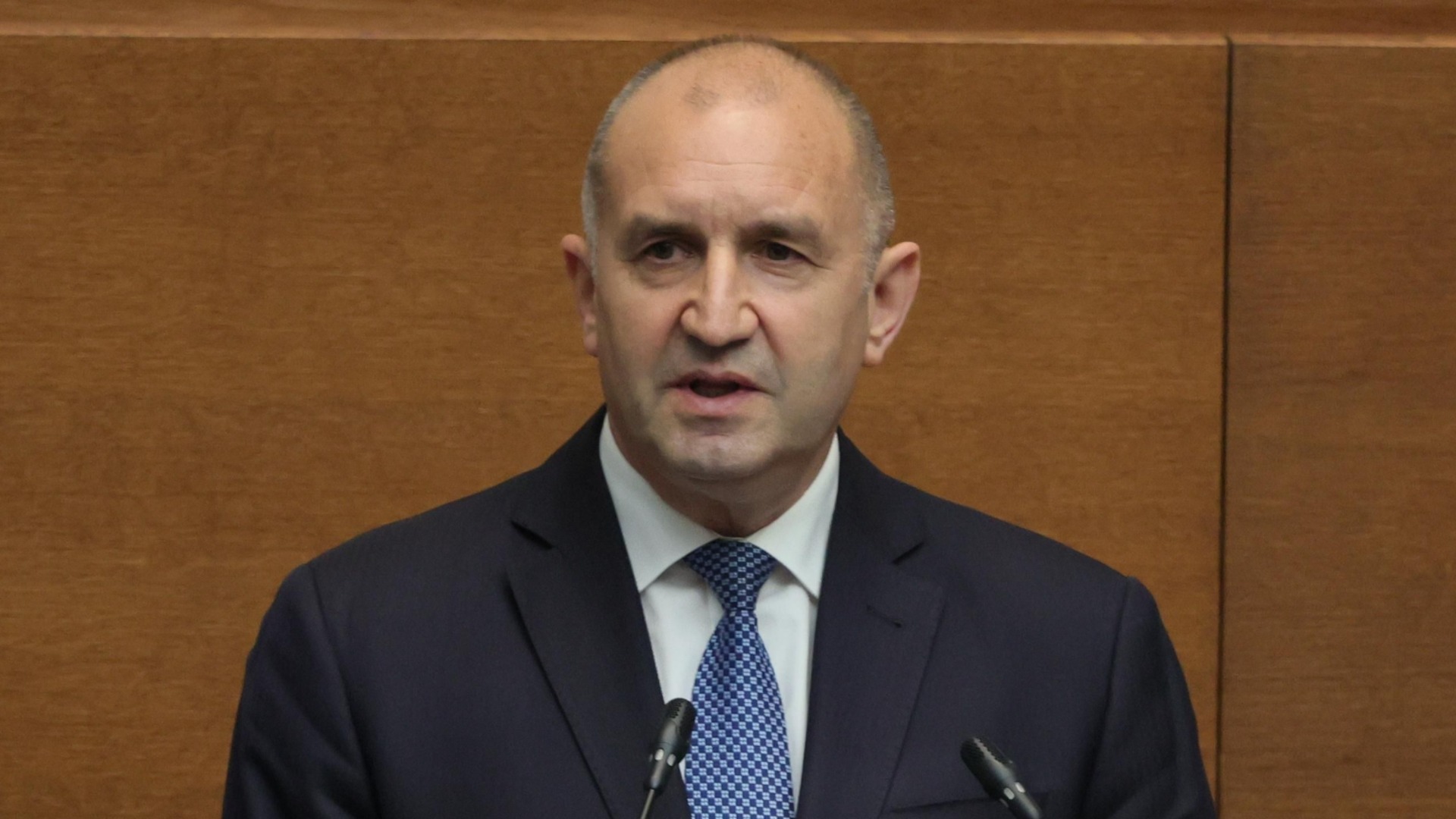 Водата към Гърция: Радев представи плана на правителството