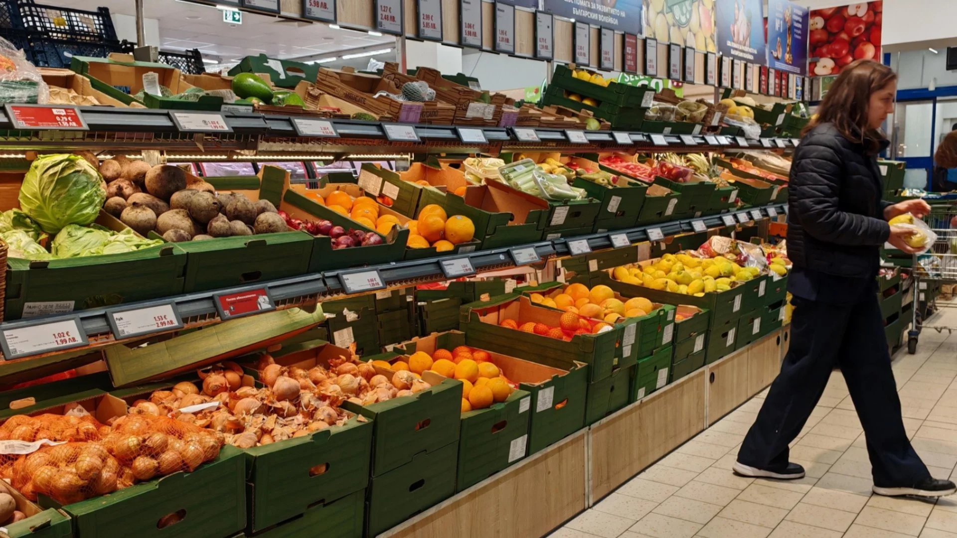 Храните на едро поевтиняват с над 2,5%, 