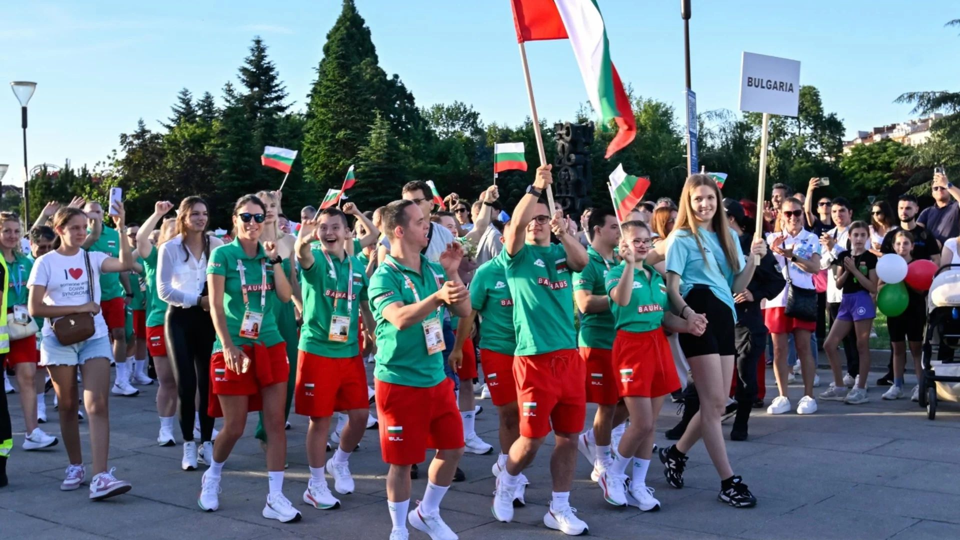 На световната спортна сцена: София е домакин на знаково международно първенство (СНИМКИ)