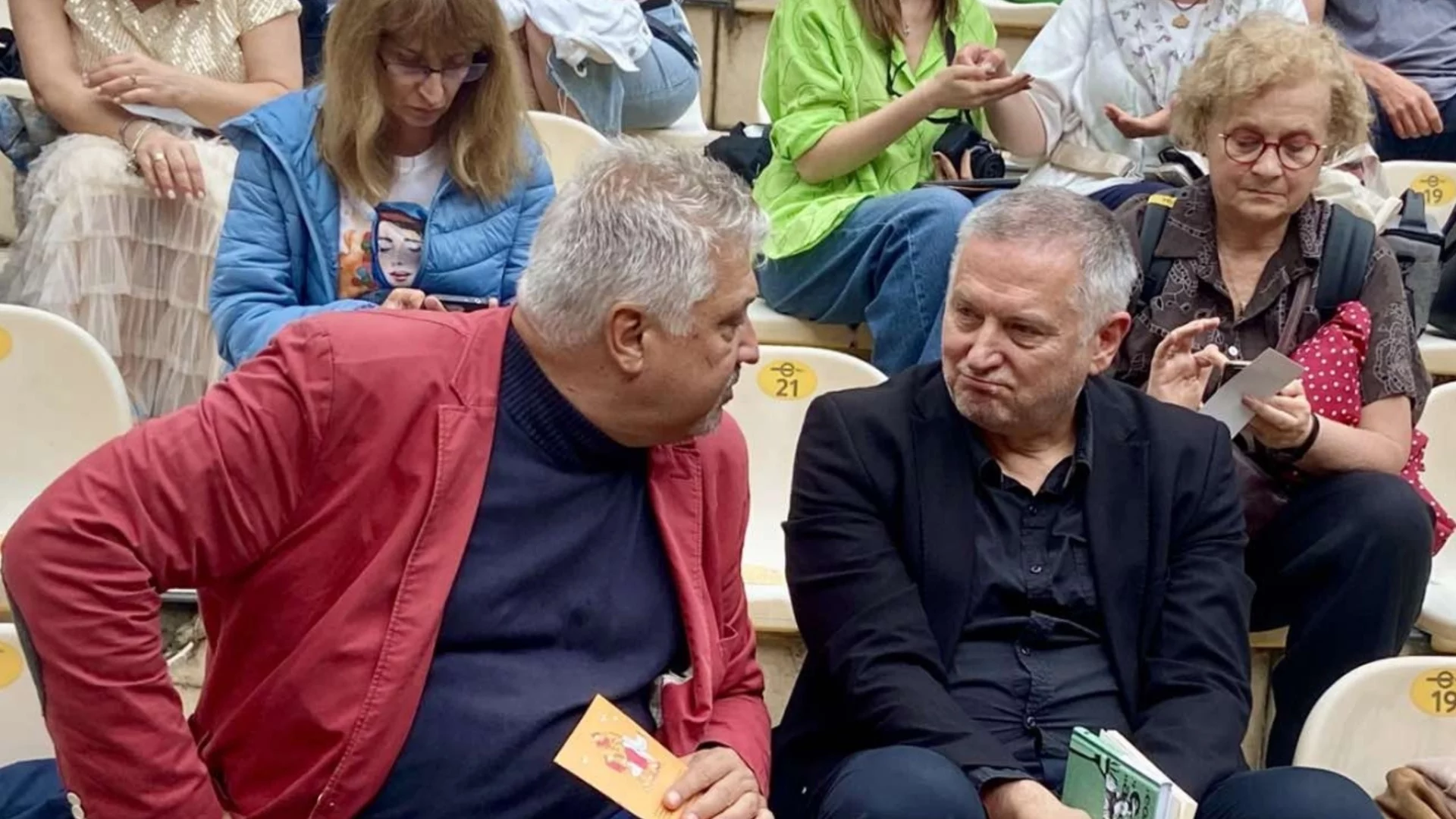 Отличия, джаз и памет за Божана Апостолова белязаха старта на „Пловдив чете“ 2026