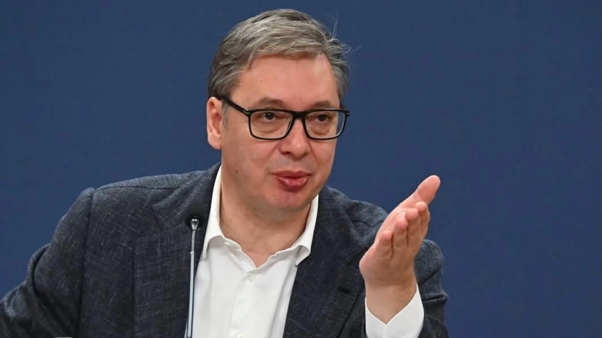 Вучич готви удар по университетите след месеци на студентски протести