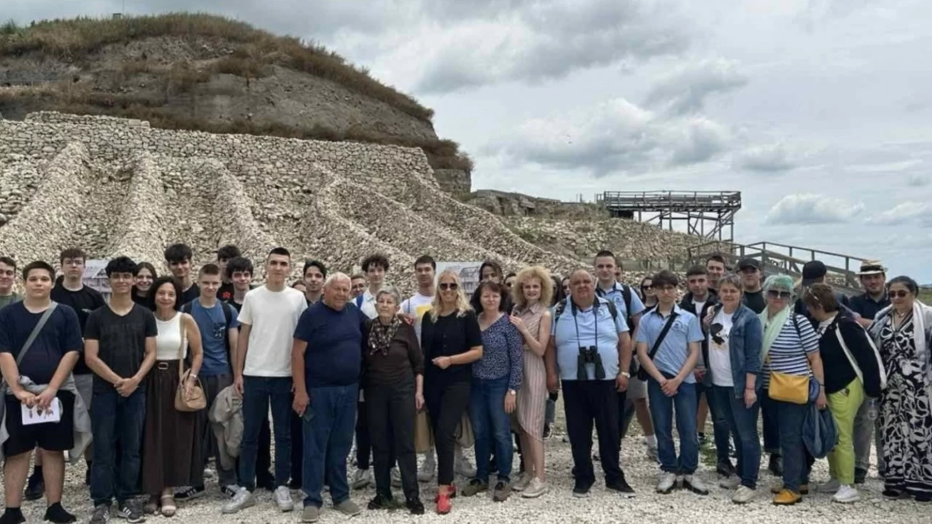 Живко Тодоров награди младите родолюбци на Стара Загора