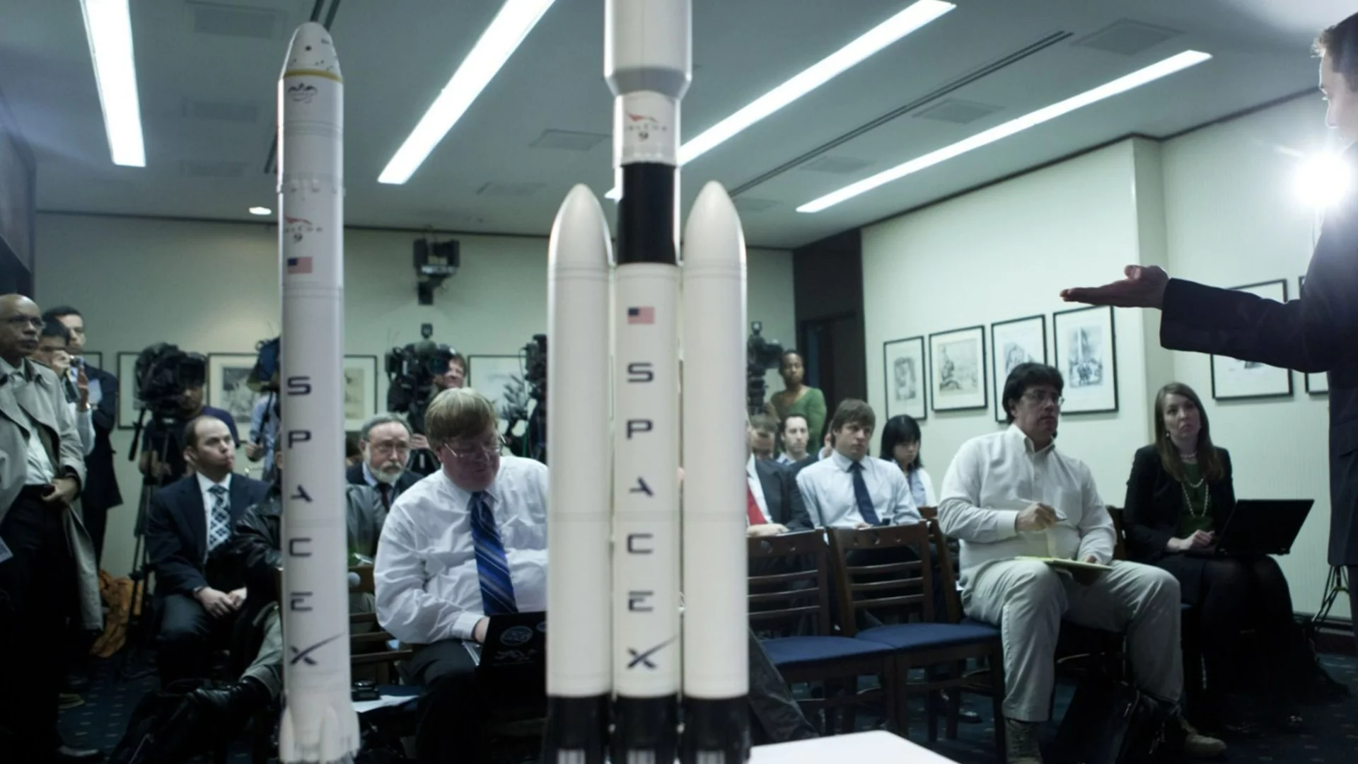SpaceX изпревари Amazon по пазарна оценка