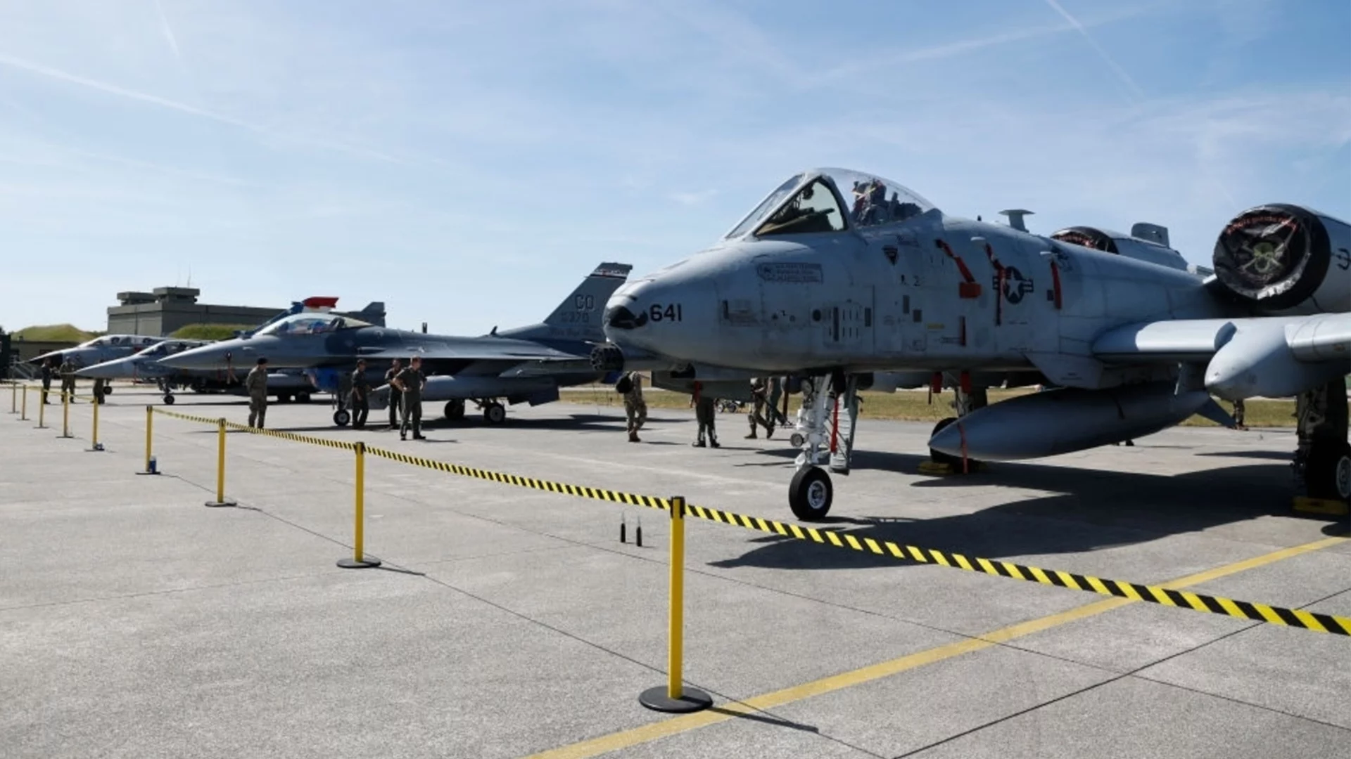 Белгия ще даде всичките си F-16 на Украйна, Швеция помага с още милиони за оръжия