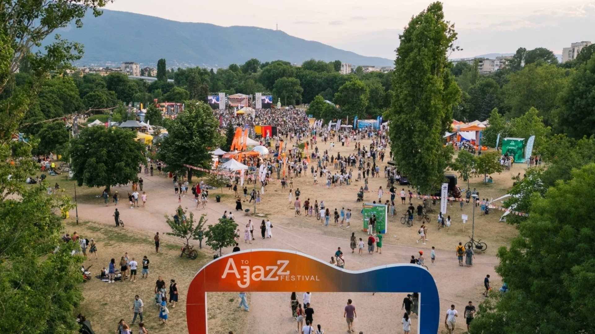 A to JazZ се електрифицира с екологична енергия