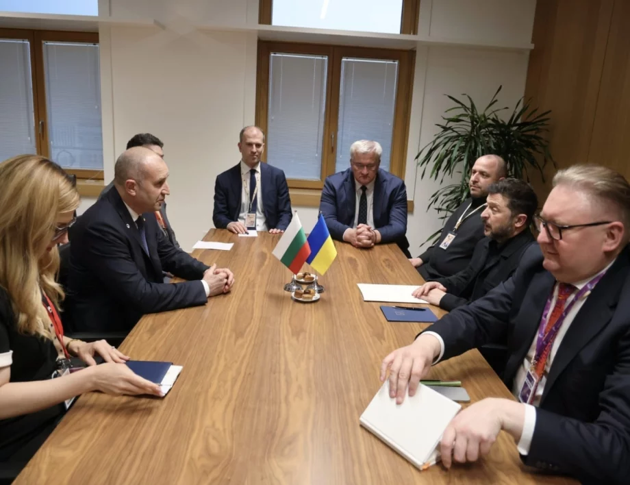 Радев не се опъна открито на Зеленски: Мурзилка, но не смела