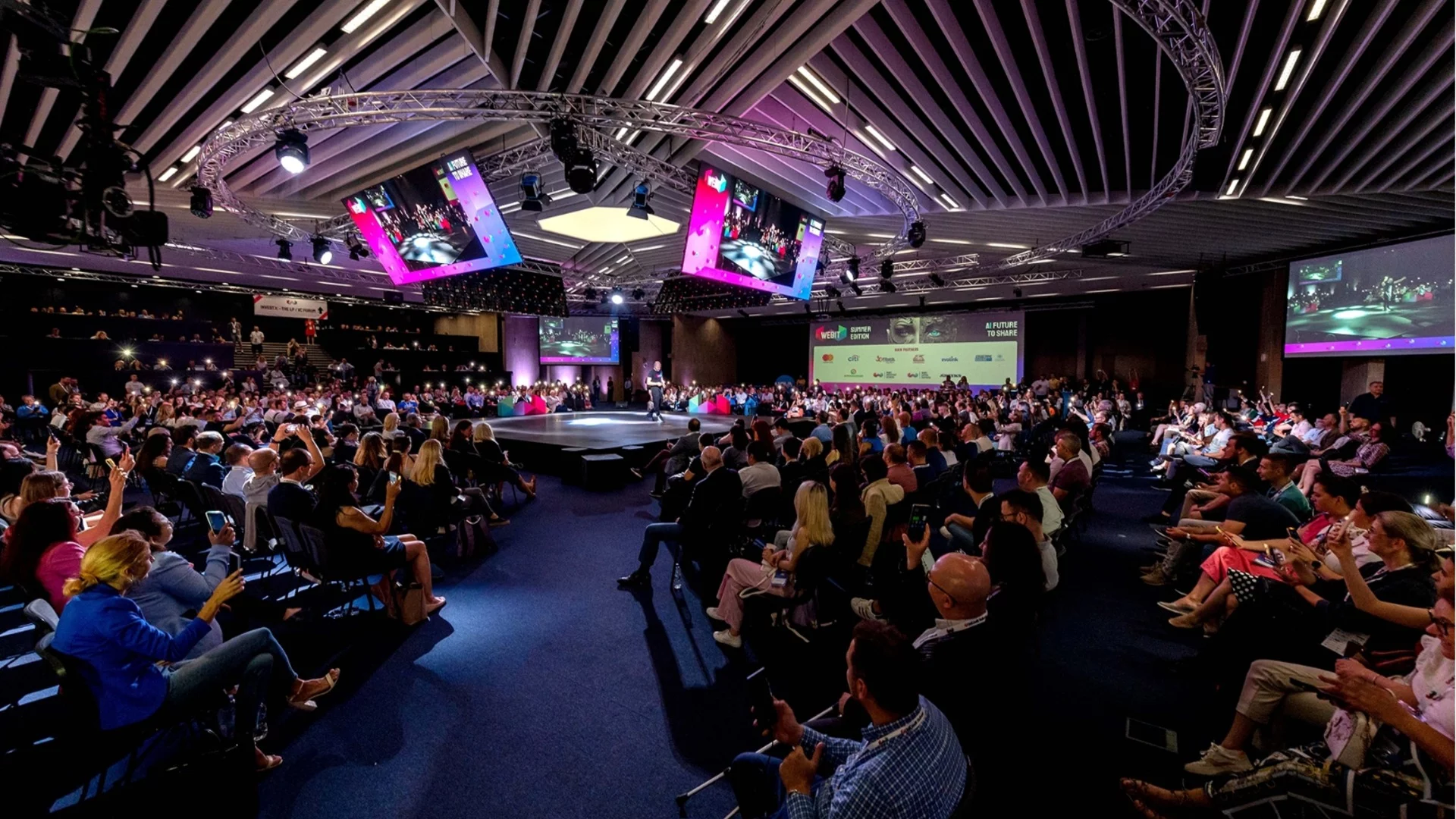 Броени часове до Webit: София става сцена на разговорите за бъдещето