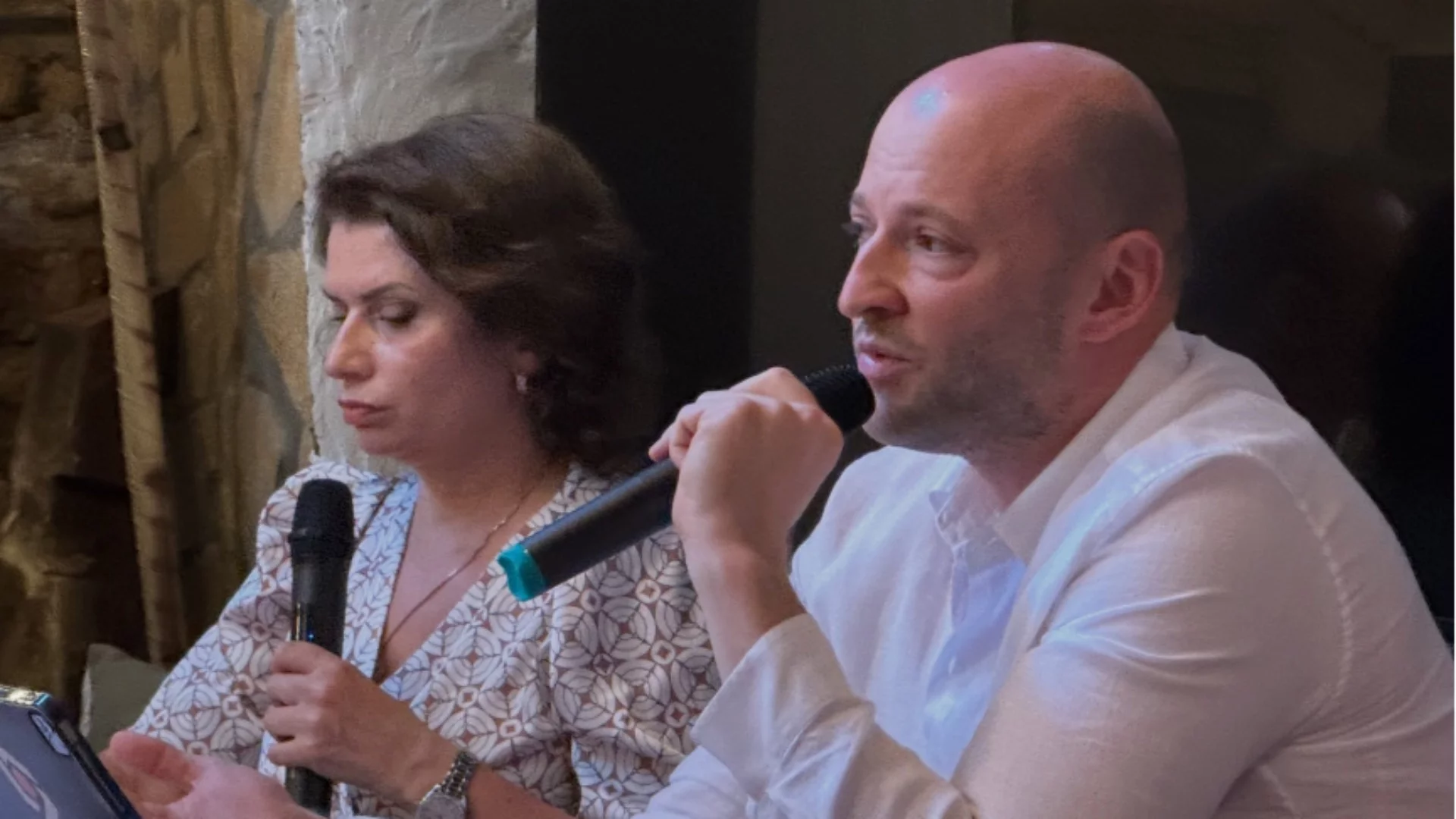 Скандалът "Баба Алино": Издирваният Олег Невзоров се появи на среща със собственици (СНИМКИ)