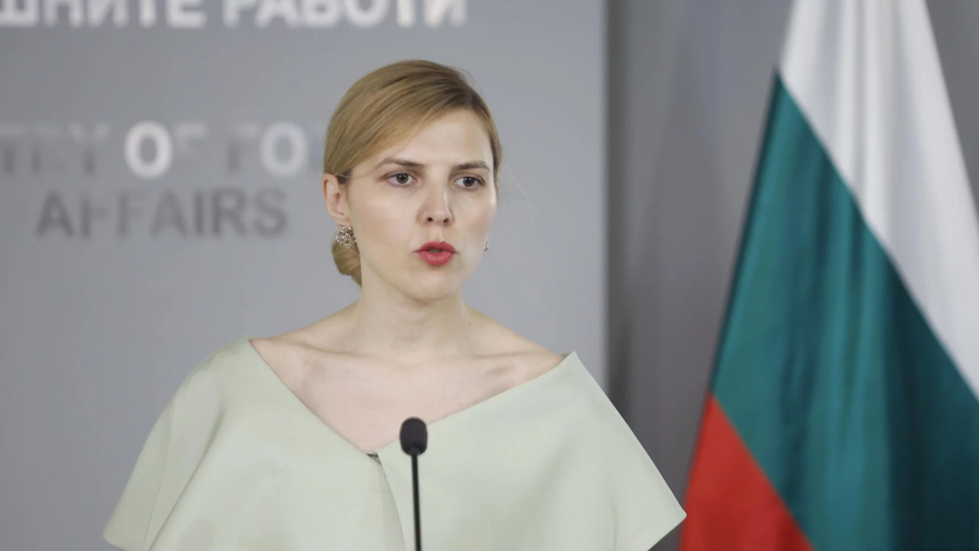 Не налагаме вето на санкциите спрямо Русия: Външният министър обяви българската позиция