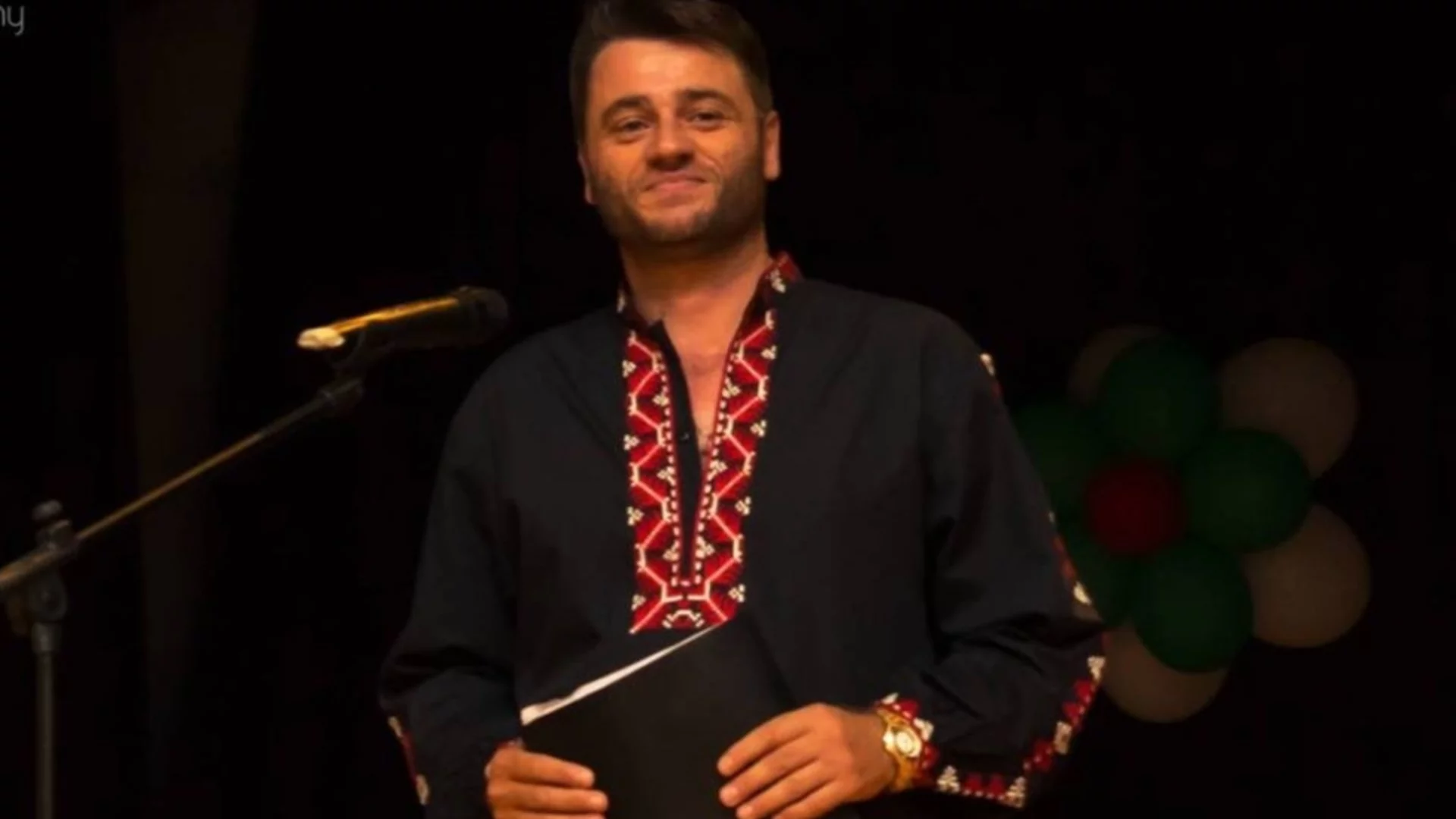 Какво е да си българин в Кипър: Добрин Финиотис за идеята за първата българска църква, която обедини сънародниците ни там